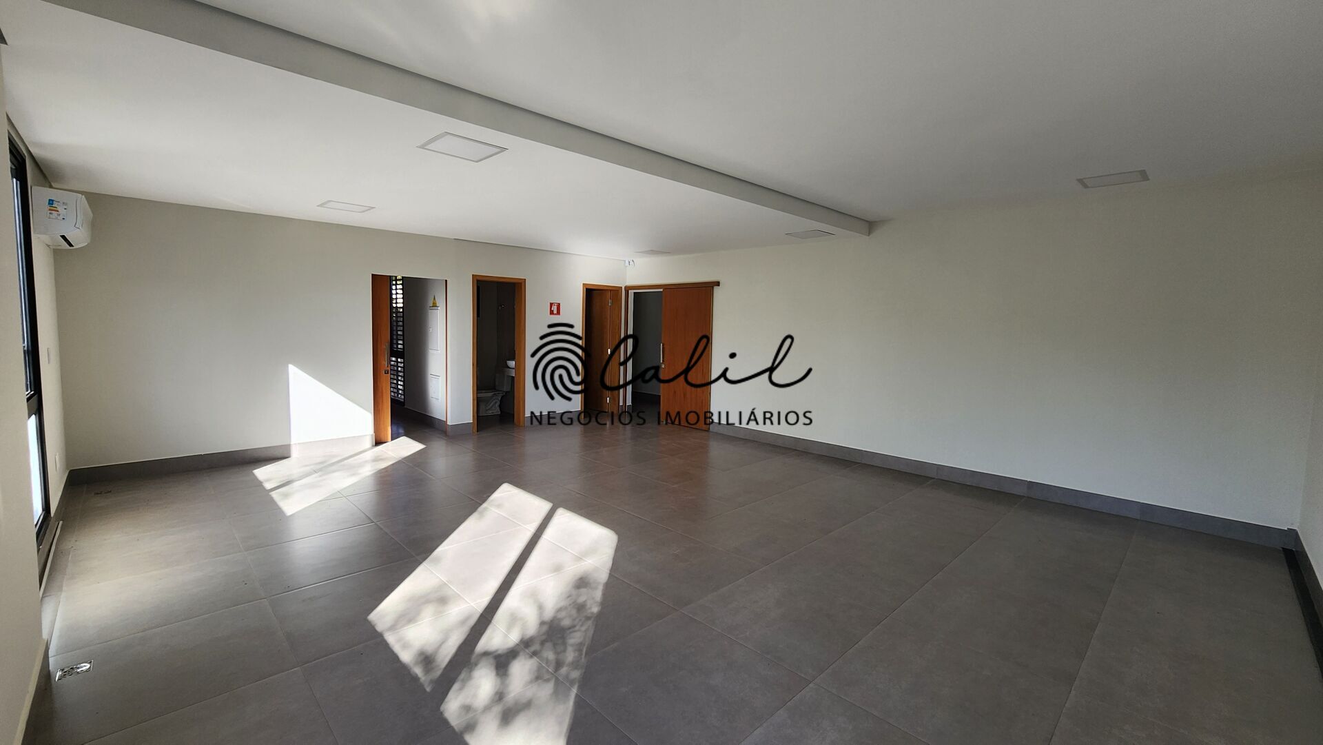 Prédio Inteiro para alugar, 232m² - Foto 21