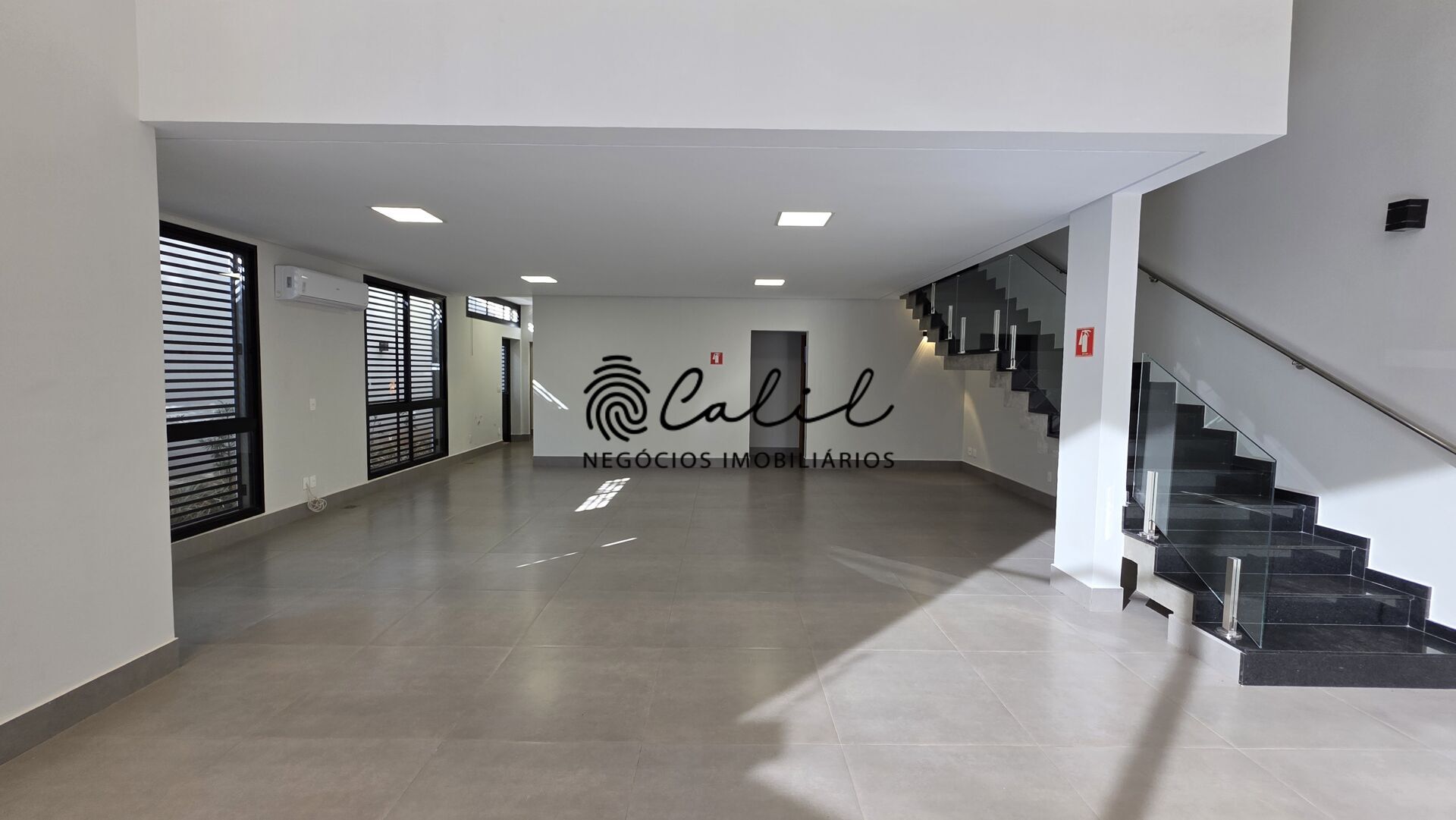 Prédio Inteiro para alugar, 232m² - Foto 37