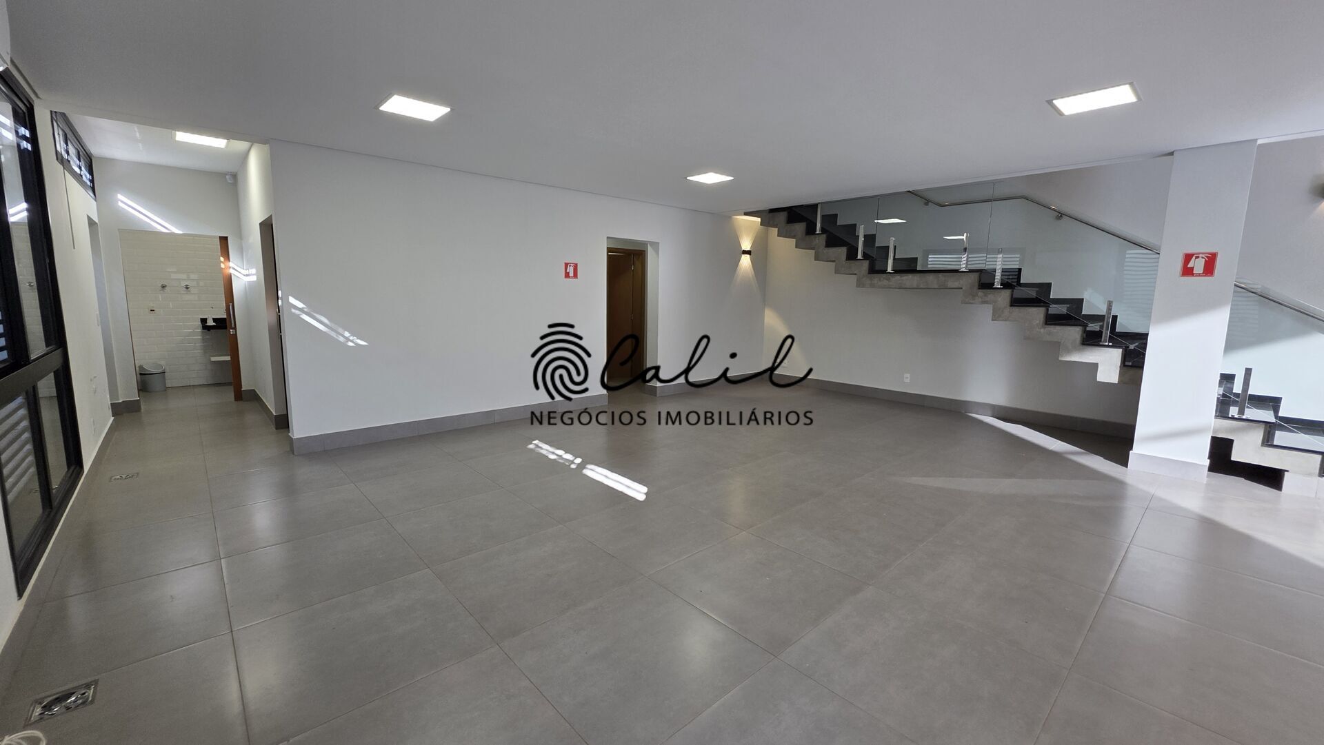 Prédio Inteiro para alugar, 232m² - Foto 8