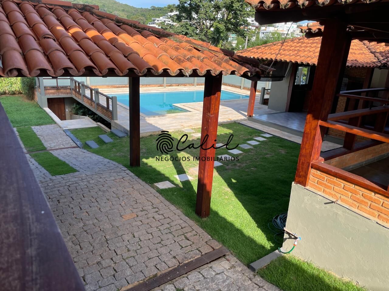 Sobrado, 5 quartos, 570 m² - Foto 2