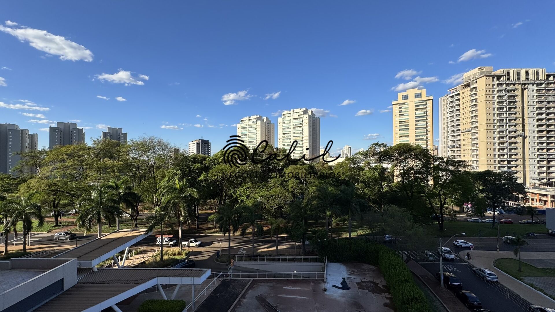 Apartamento, 3 quartos, 143 m² - Foto 2