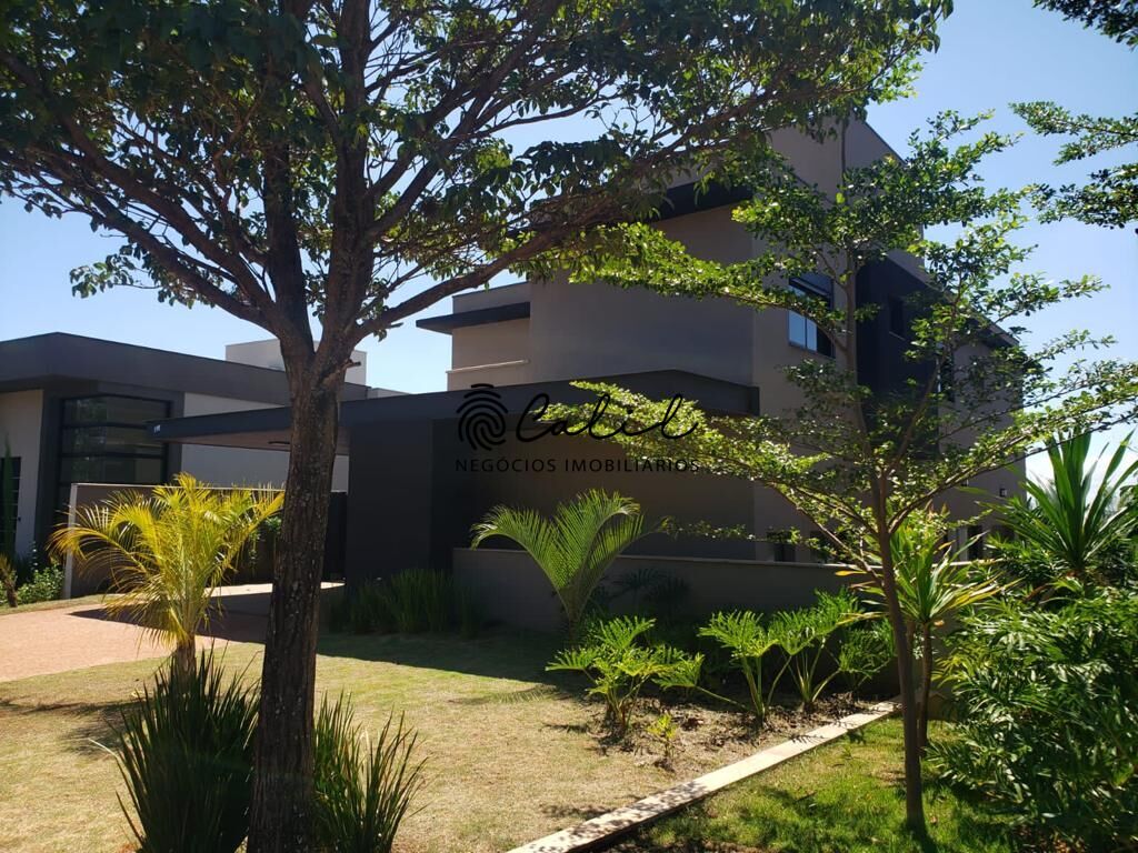 Sobrado à venda com 3 quartos, 402m² - Foto 2