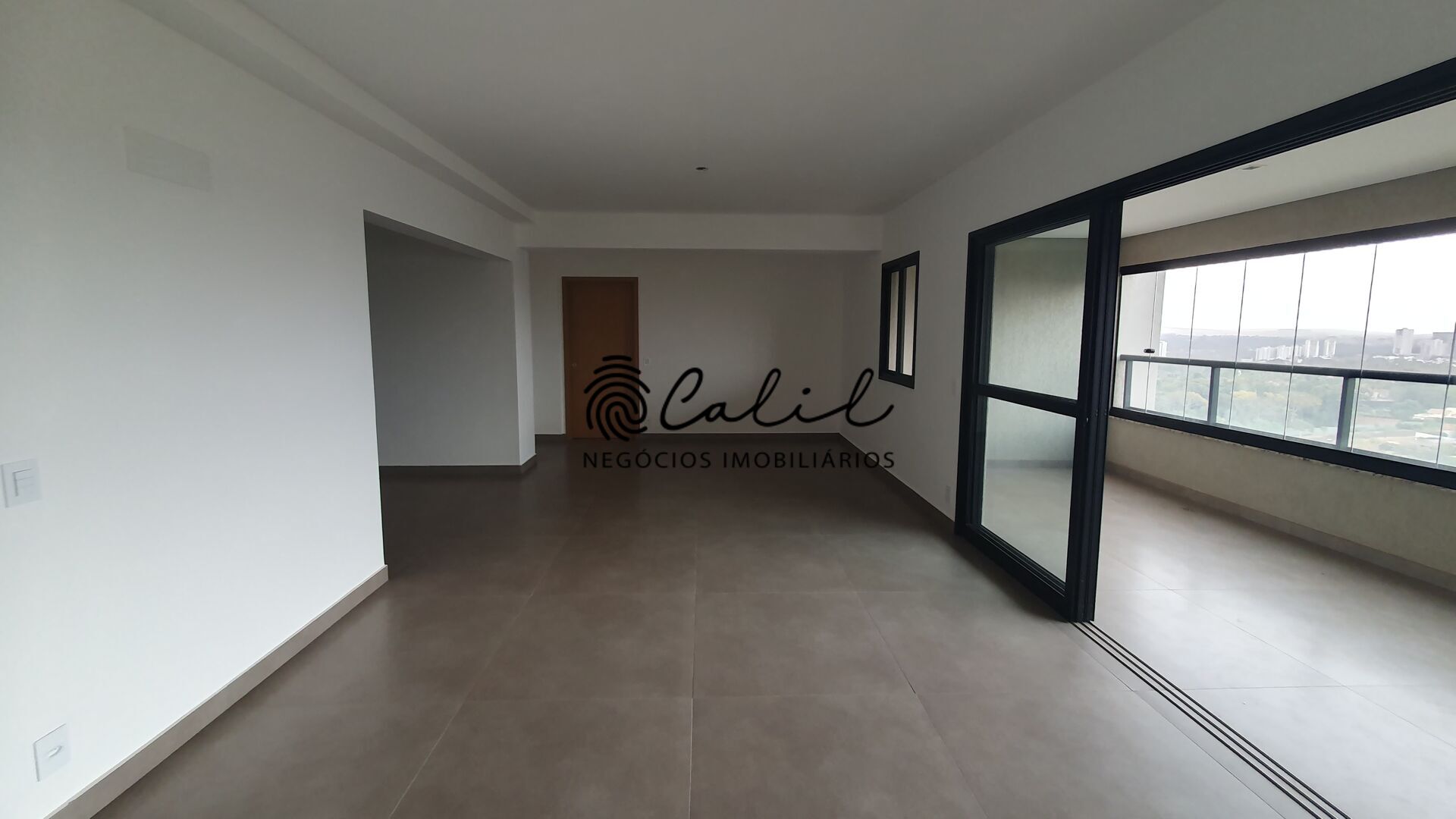 Apartamento, 3 quartos, 153 m² - Foto 2