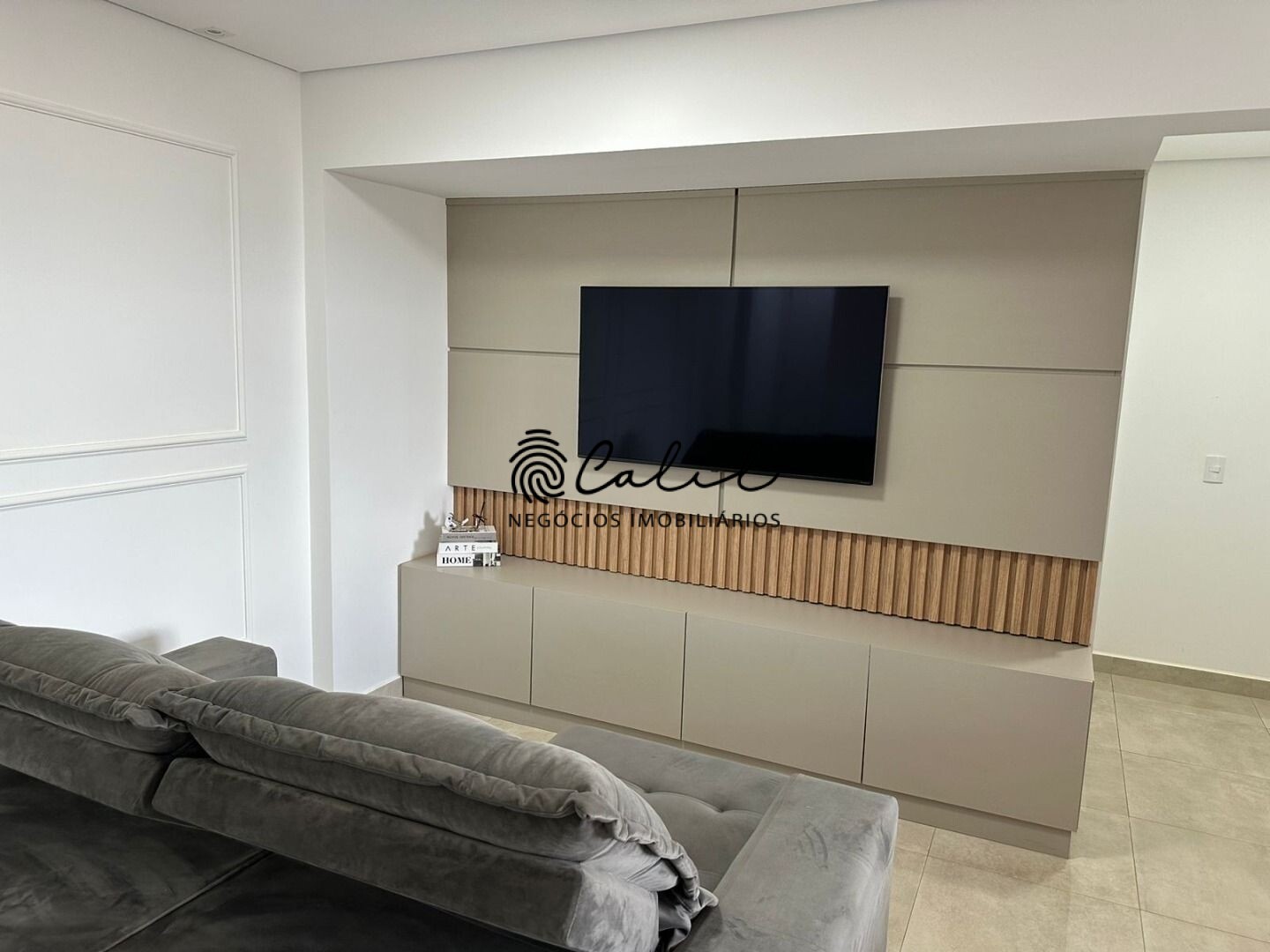 Apartamento à venda com 2 quartos, 80m² - Foto 3