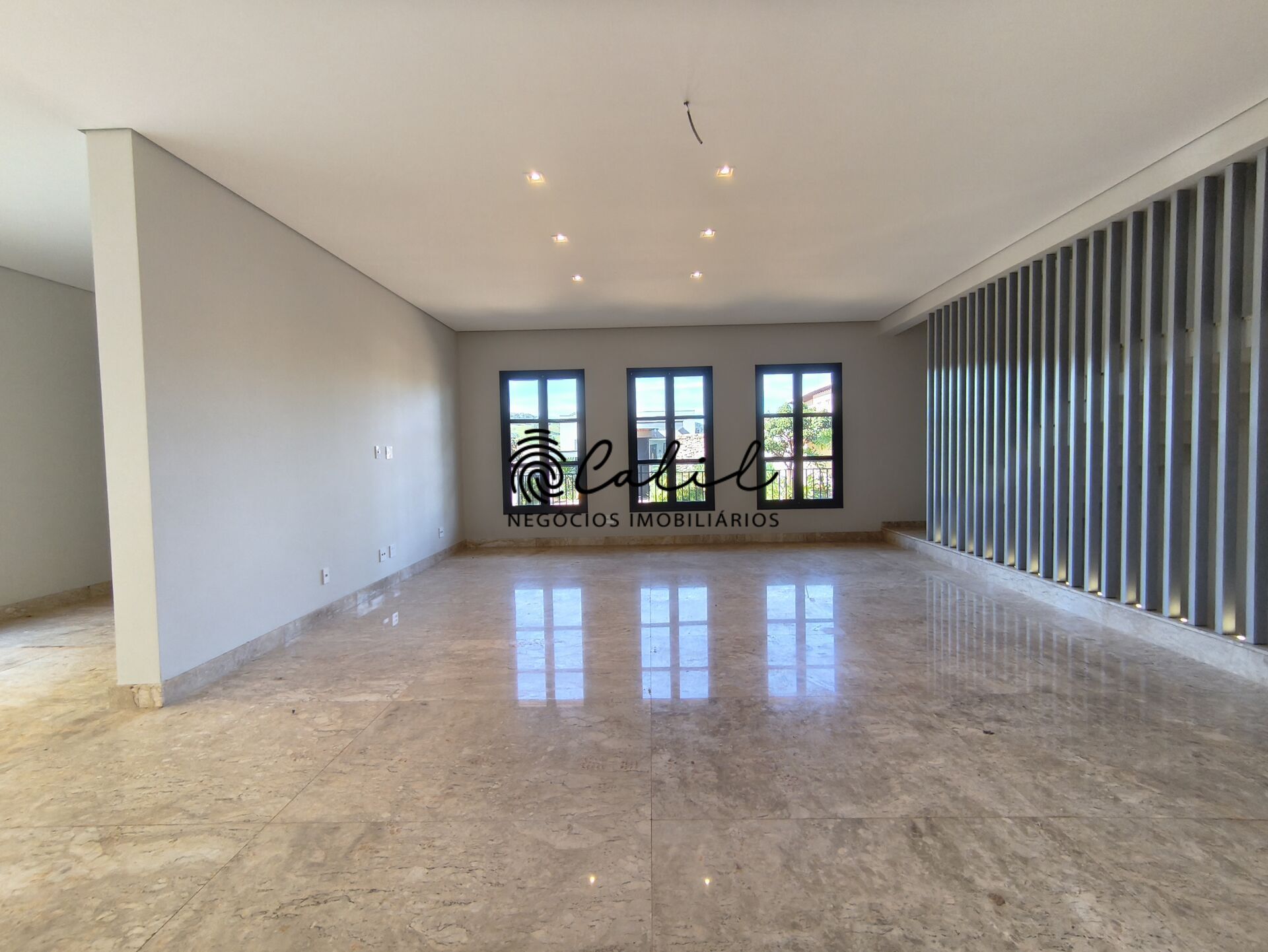 Casa de Condomínio à venda com 4 quartos, 495m² - Foto 3