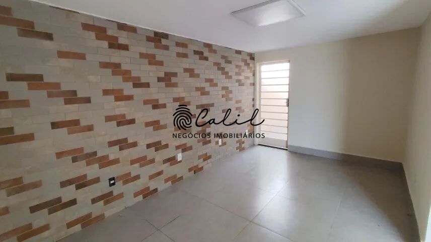 Casa para alugar com 1 quarto, 170m² - Foto 2