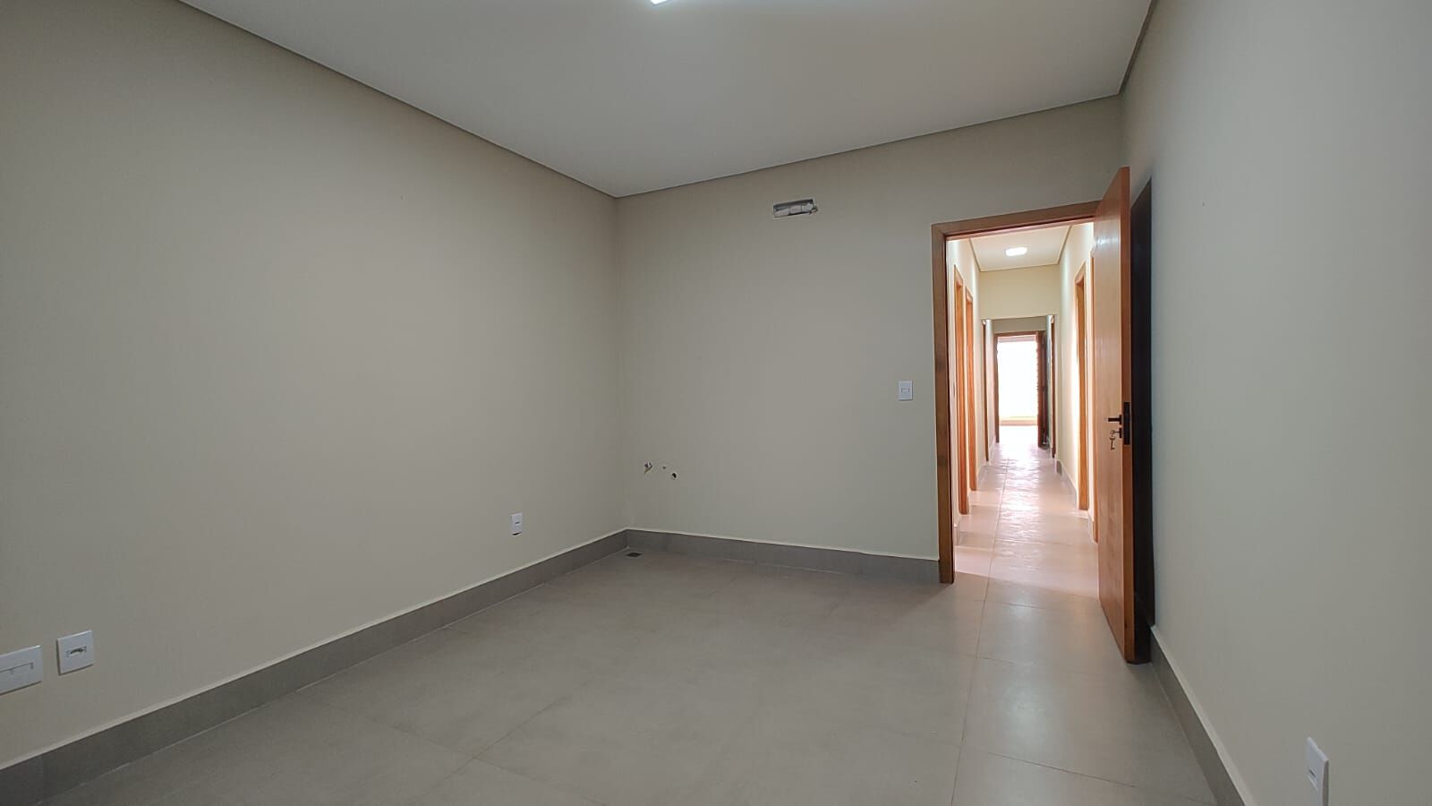 Casa, 1 quarto, 345 m² - Foto 21