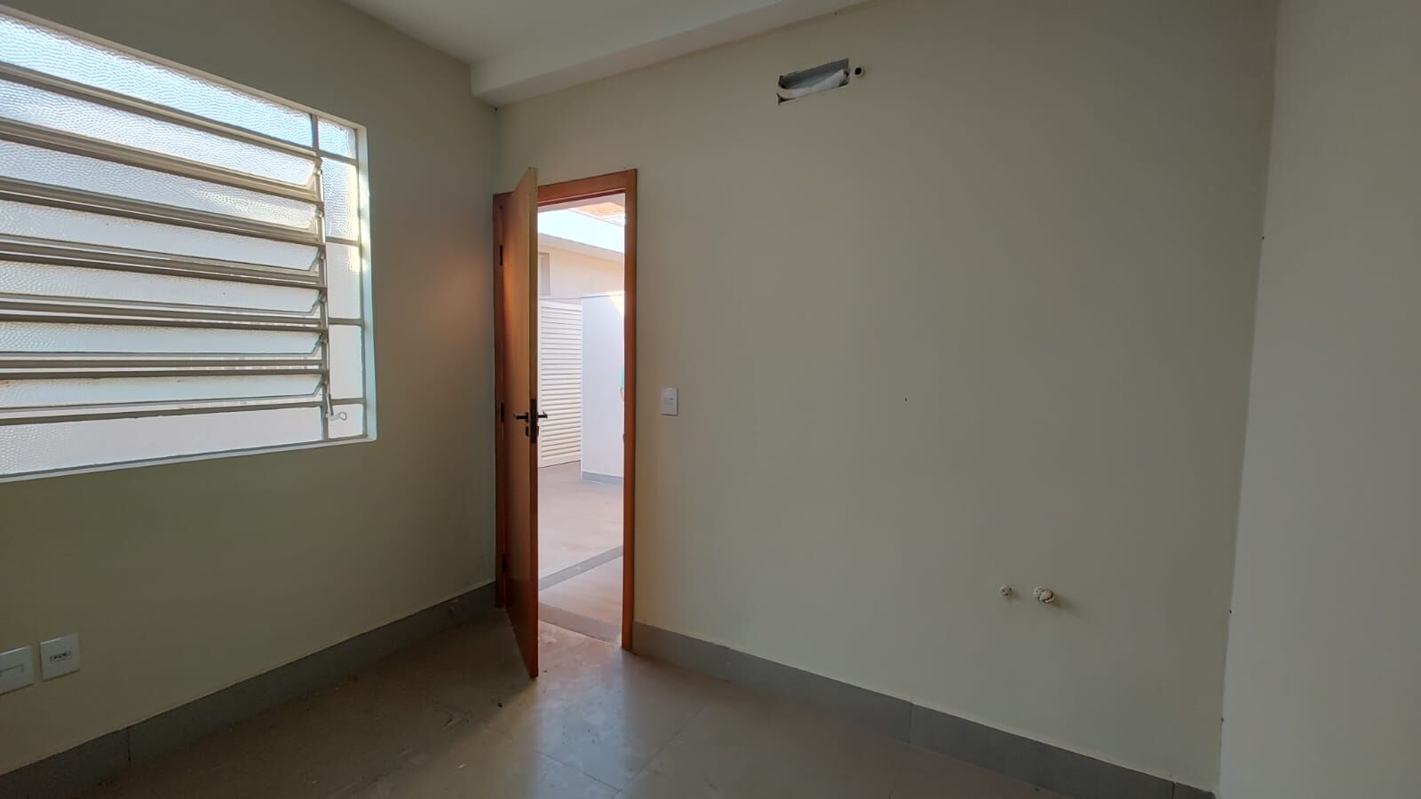 Casa, 1 quarto, 345 m² - Foto 27