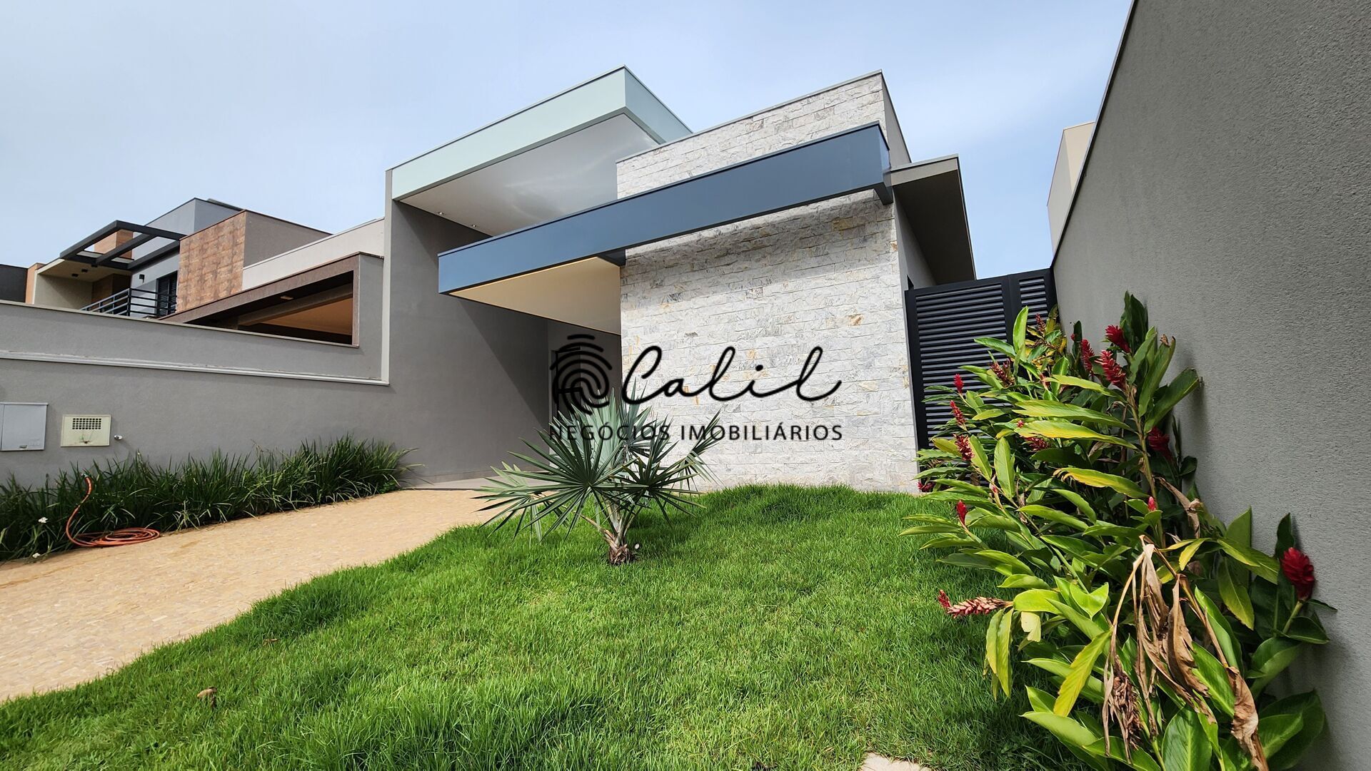 Casa de Condomínio para alugar com 3 quartos, 149m² - Foto 1