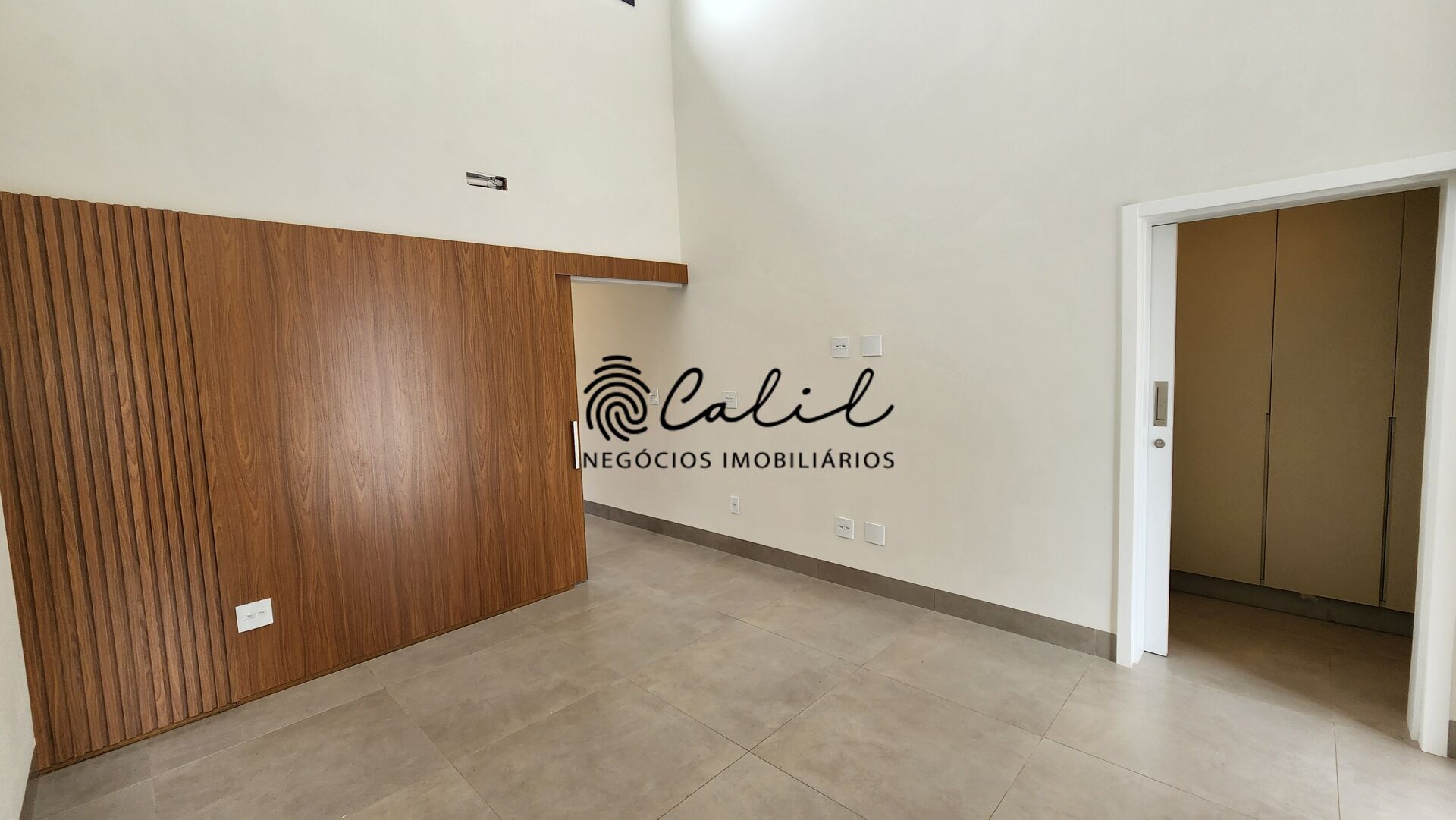 Casa de Condomínio para alugar com 3 quartos, 149m² - Foto 5
