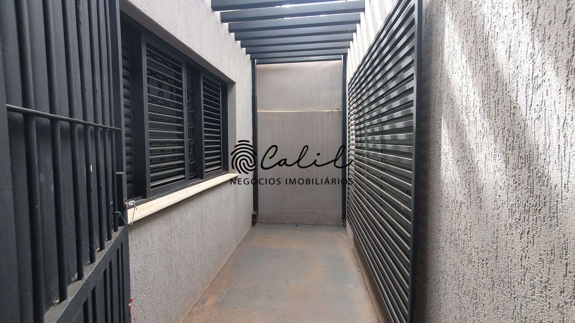 Casa à venda com 4 quartos, 240m² - Foto 26