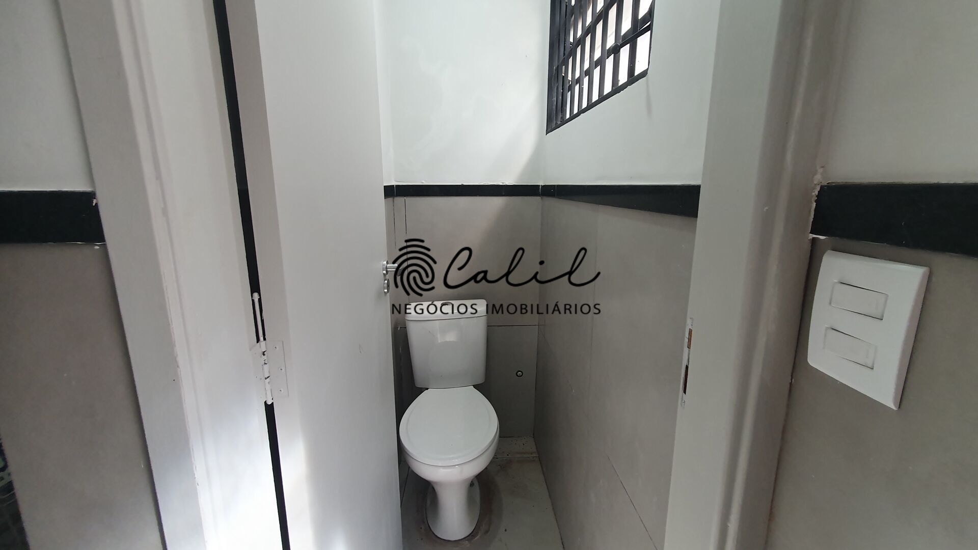 Casa à venda com 4 quartos, 240m² - Foto 17