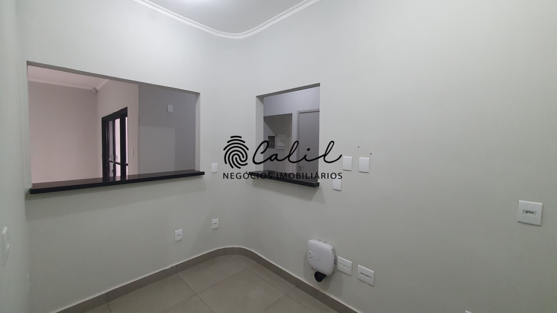 Casa à venda com 4 quartos, 240m² - Foto 9