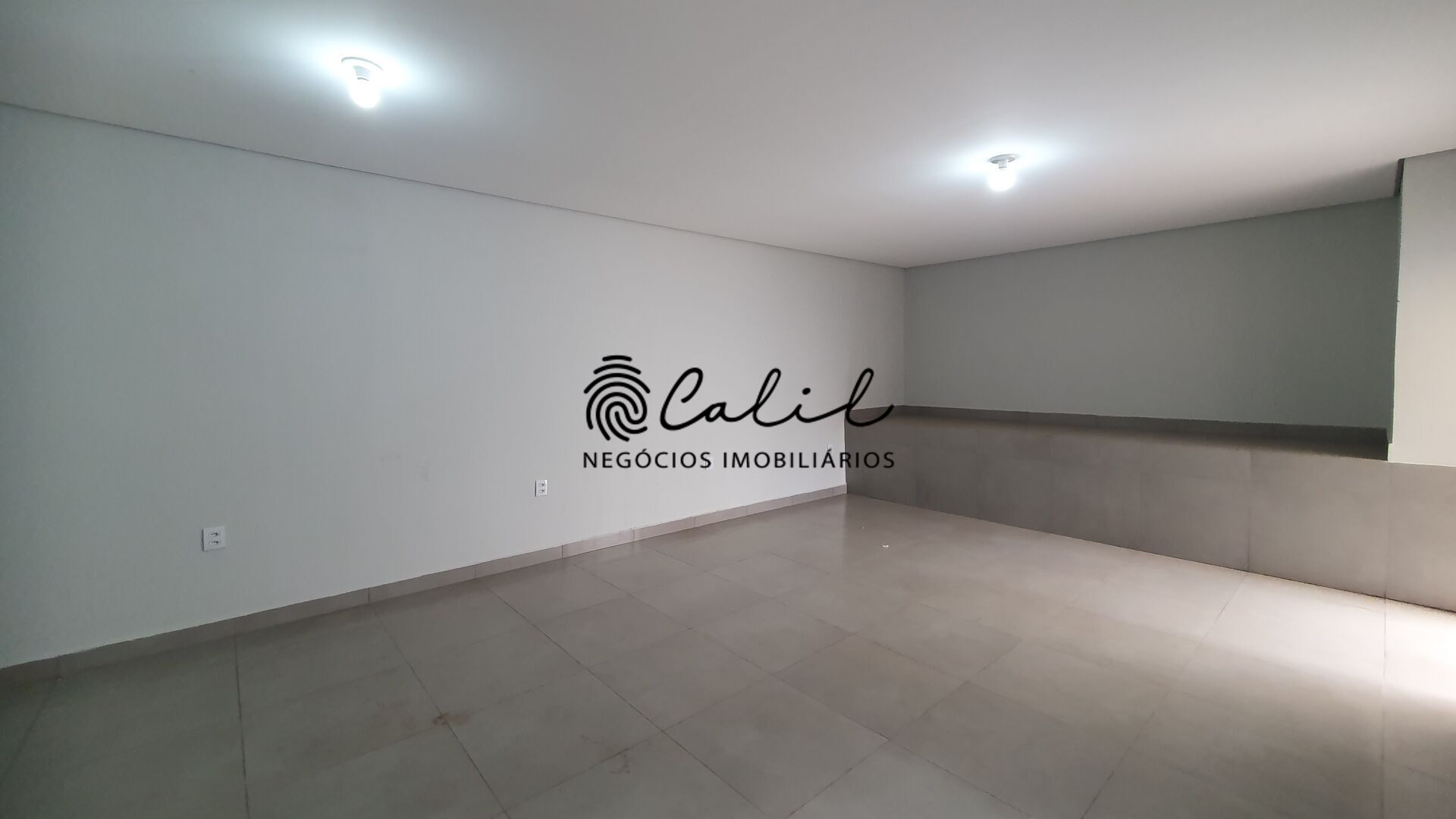 Casa à venda com 4 quartos, 240m² - Foto 24