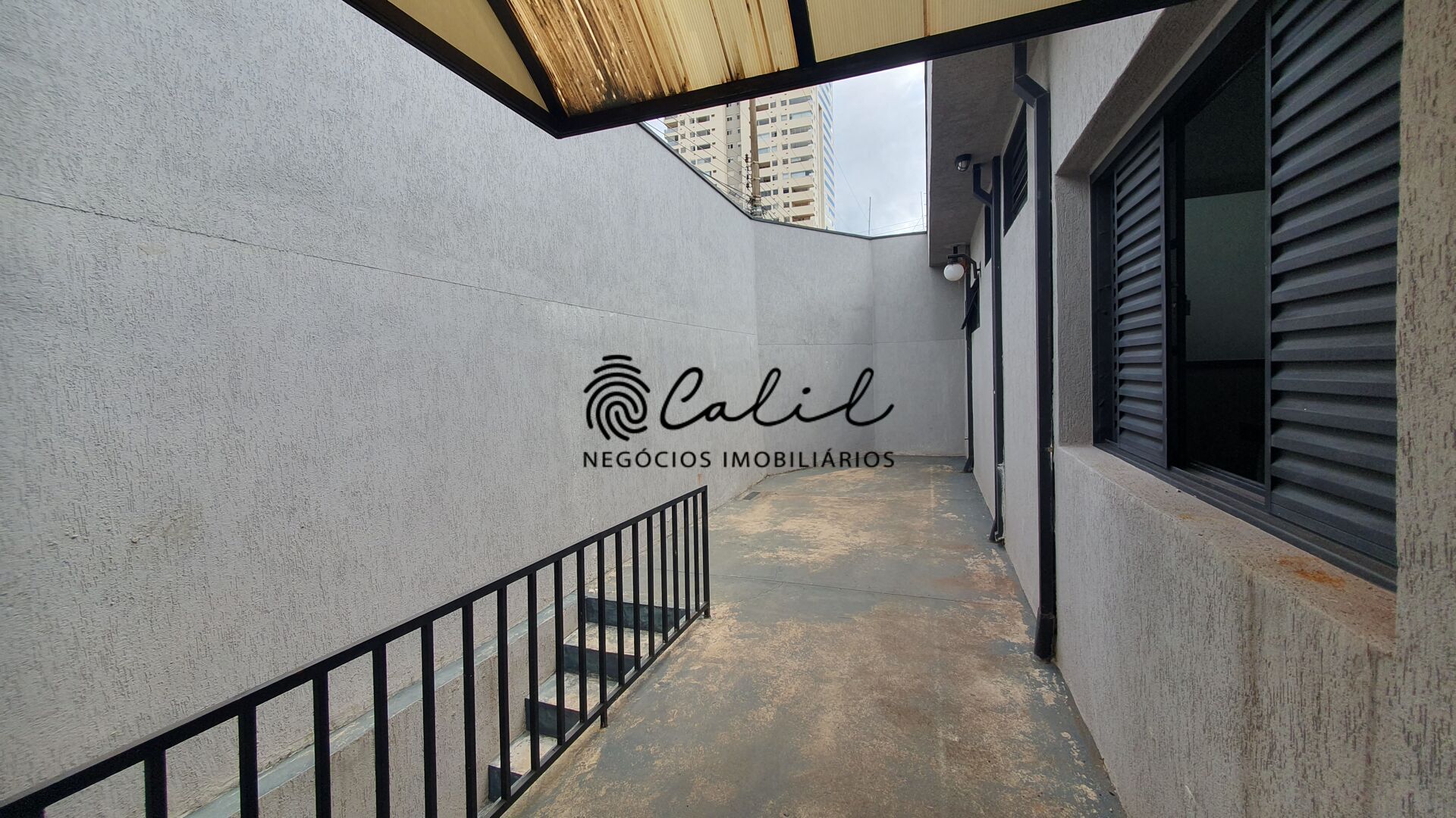 Casa à venda com 4 quartos, 240m² - Foto 28