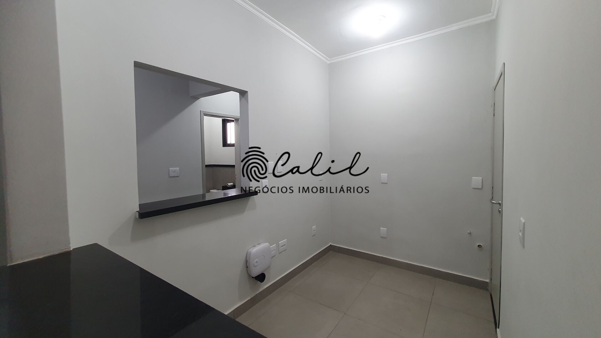 Casa à venda com 4 quartos, 240m² - Foto 8