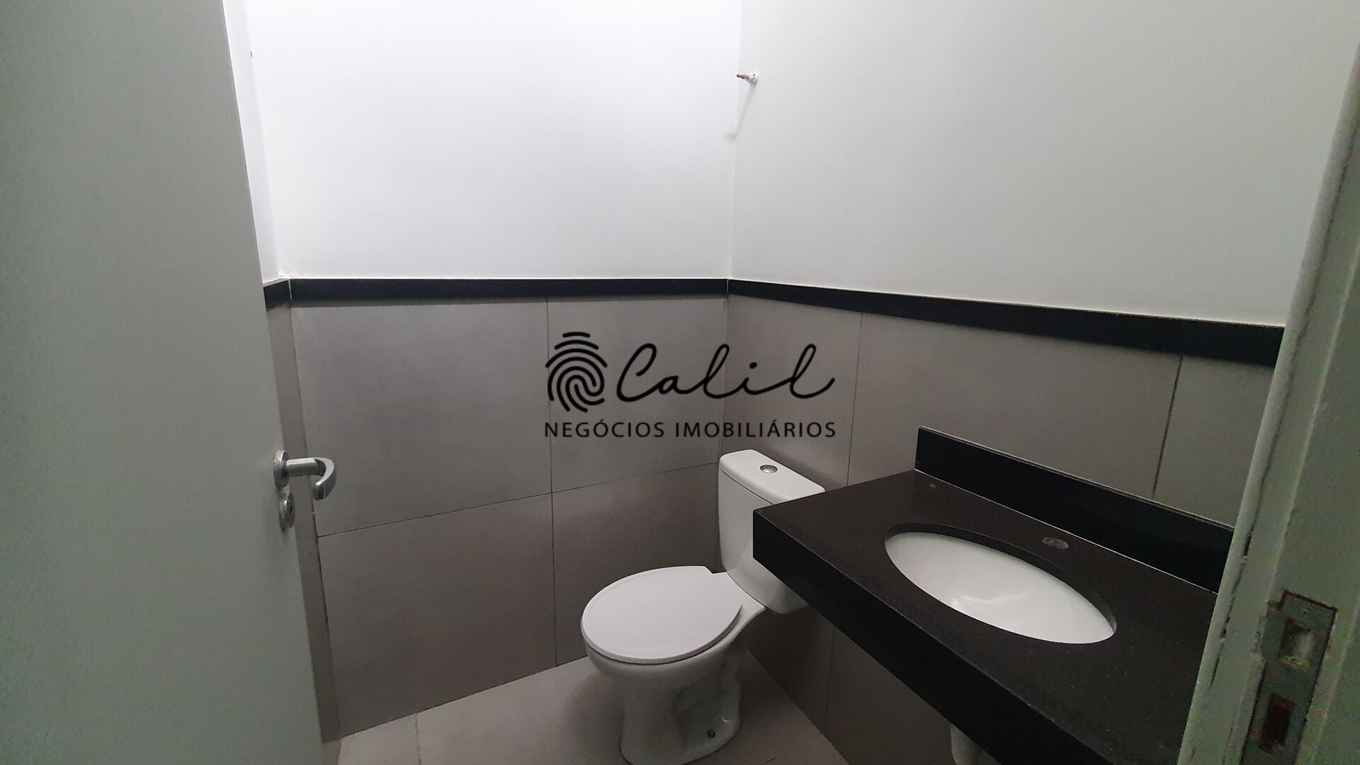 Casa à venda com 4 quartos, 240m² - Foto 20