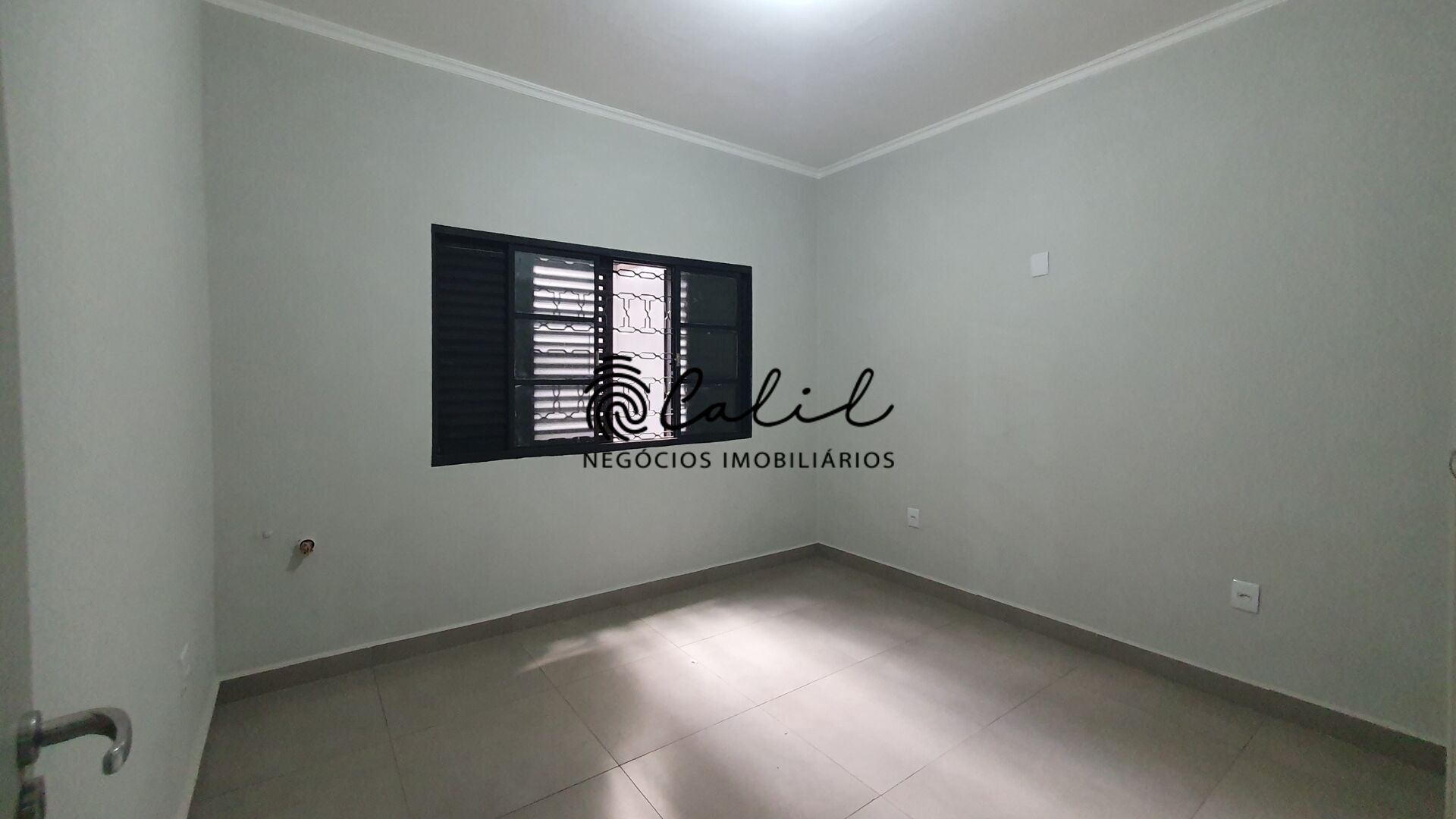 Casa à venda com 4 quartos, 240m² - Foto 36