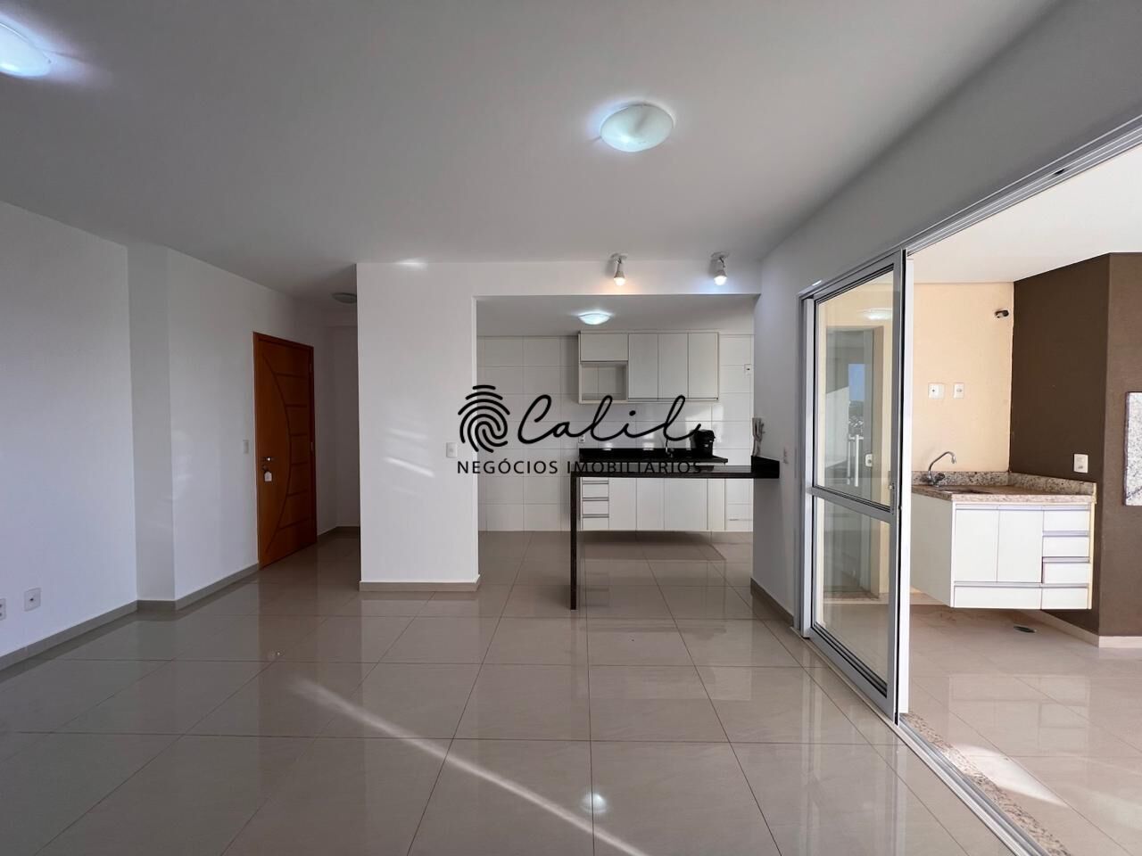 Apartamento para alugar com 2 quartos, 90m² - Foto 8