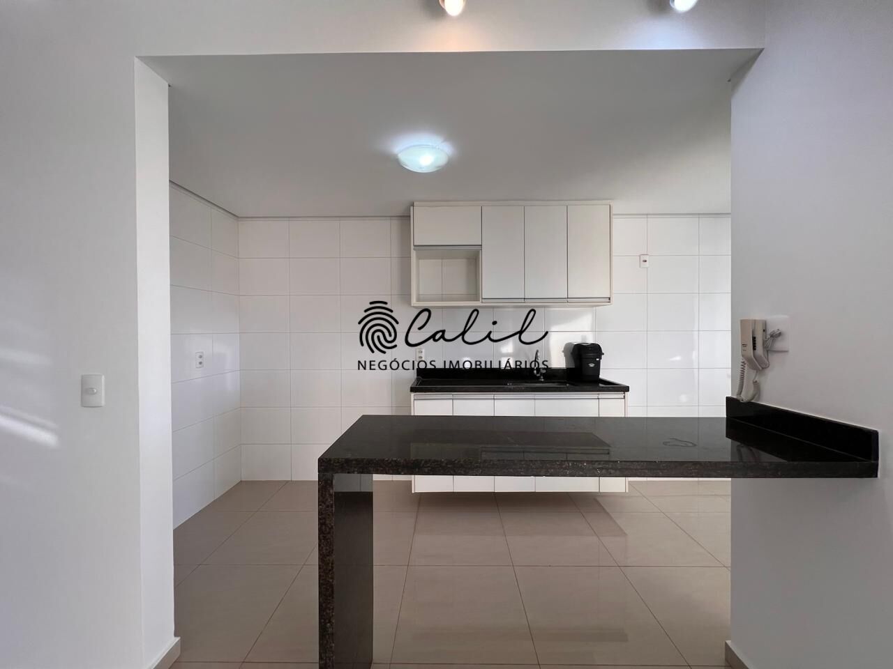 Apartamento para alugar com 2 quartos, 90m² - Foto 9