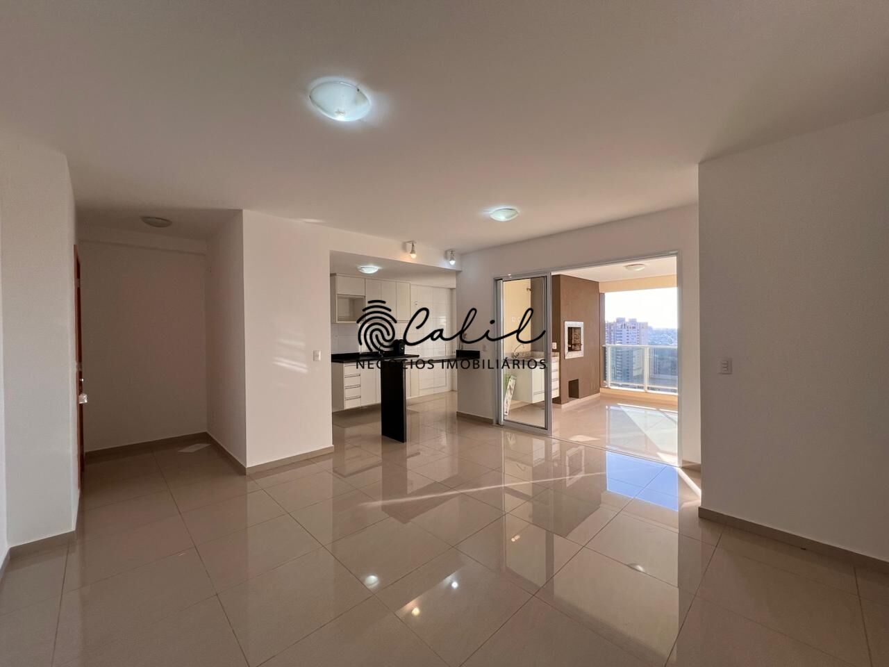 Apartamento para alugar com 2 quartos, 90m² - Foto 1