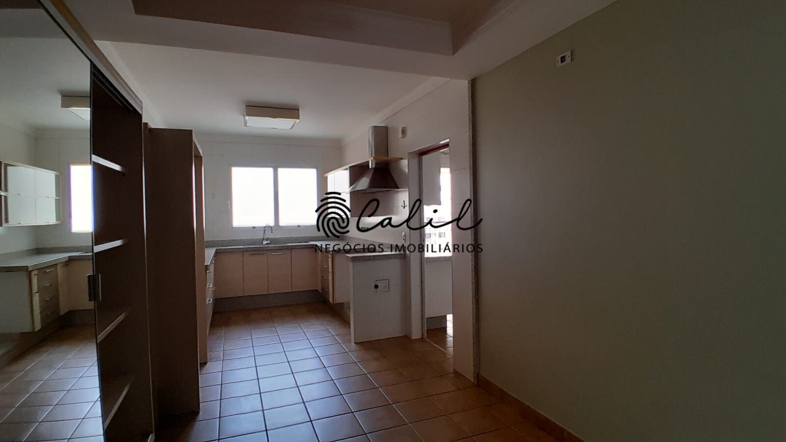 Apartamento à venda com 3 quartos, 217m² - Foto 16