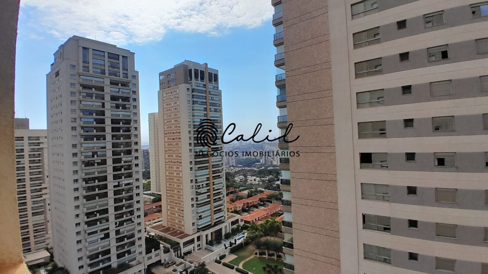 Apartamento à venda com 3 quartos, 217m² - Foto 45