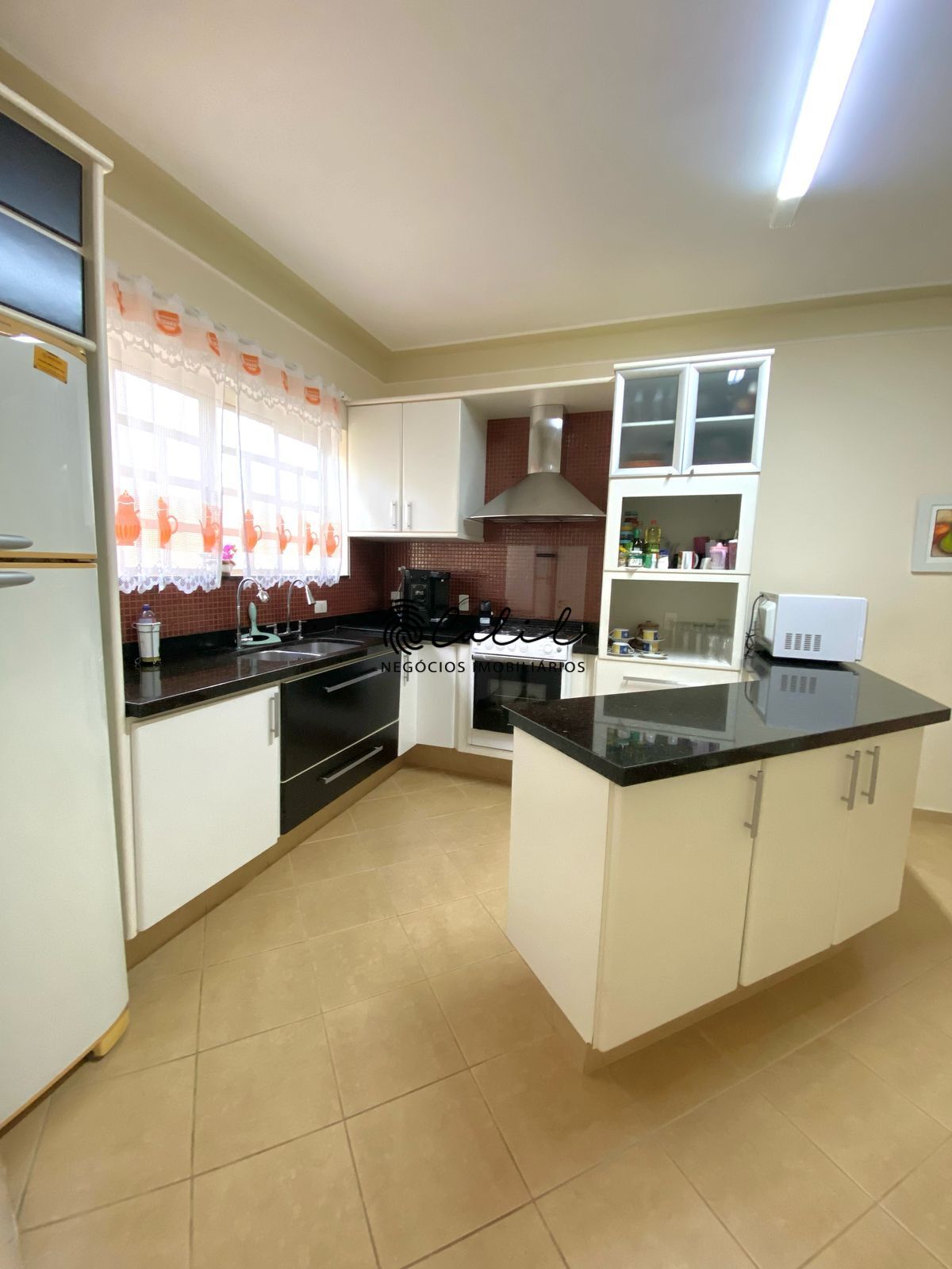 Sobrado, 3 quartos, 400 m² - Foto 8