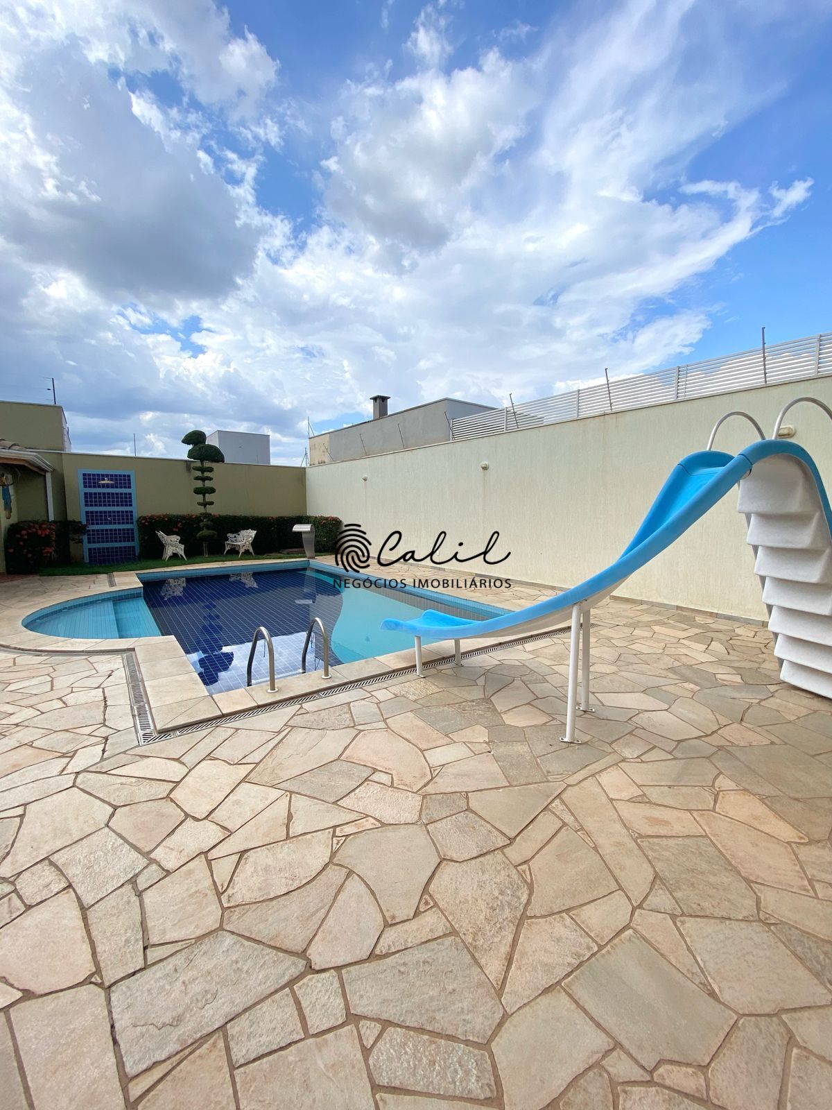 Sobrado, 3 quartos, 400 m² - Foto 32