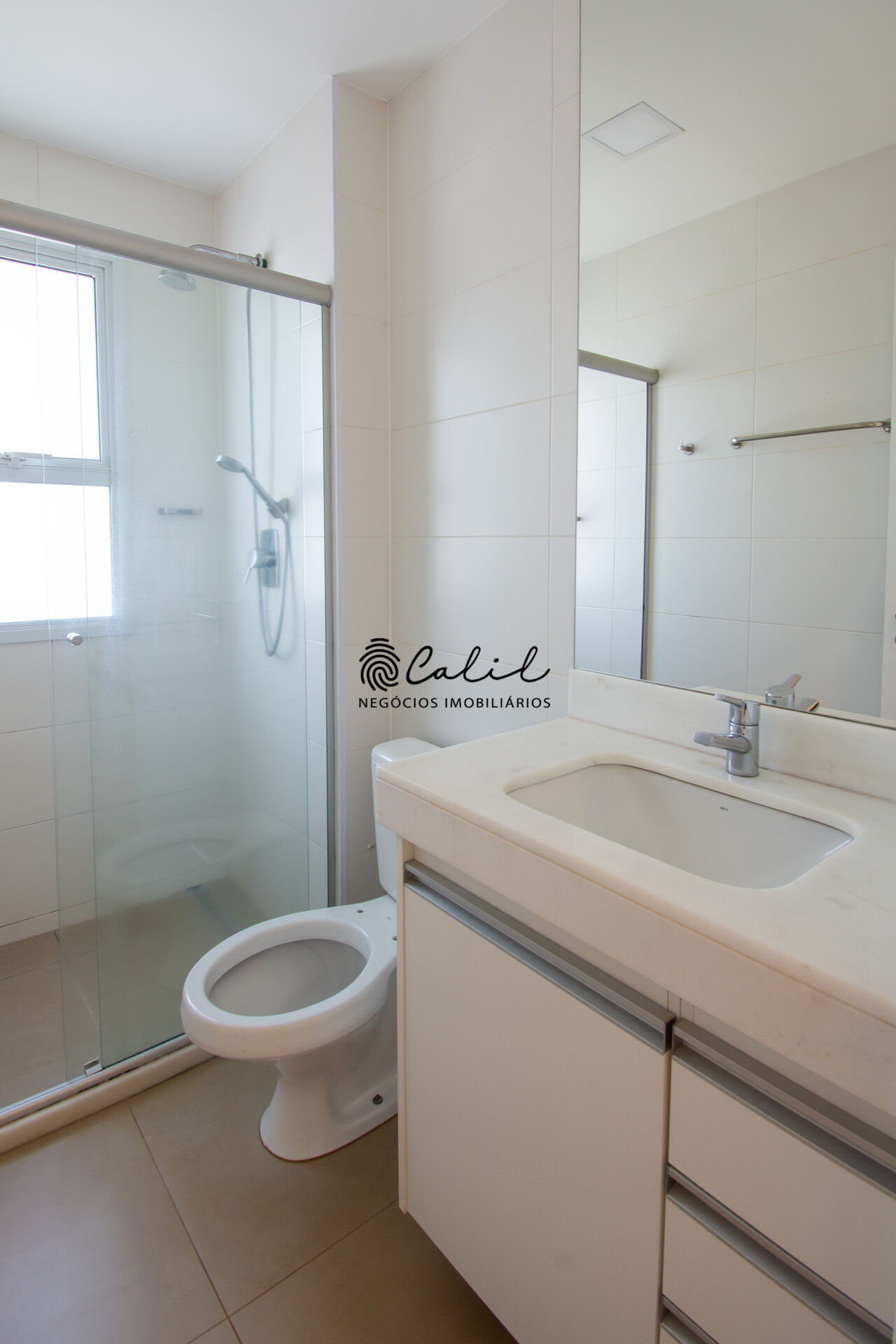 Apartamento para alugar com 3 quartos, 93m² - Foto 18