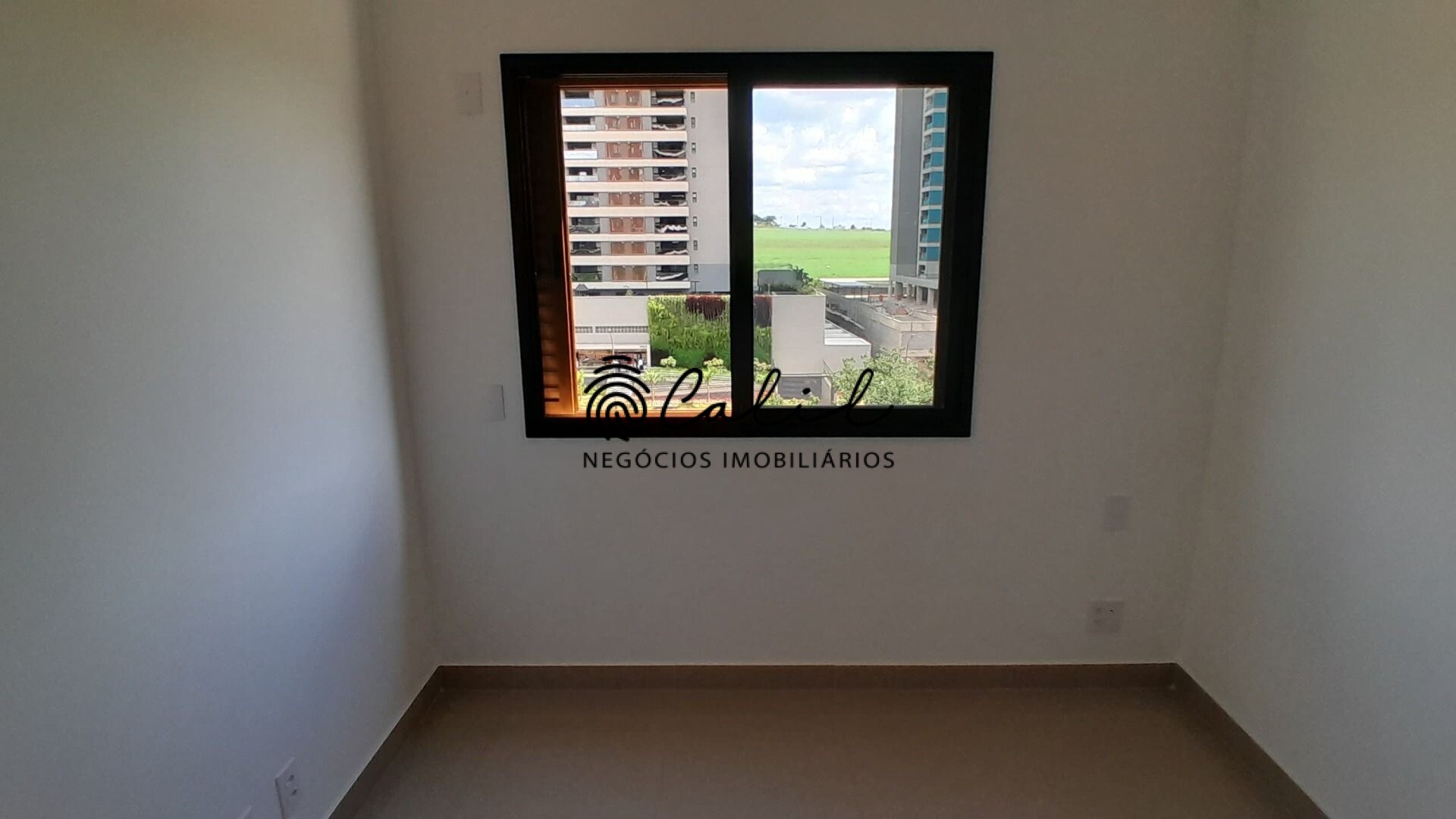 Apartamento à venda com 4 quartos, 135m² - Foto 32