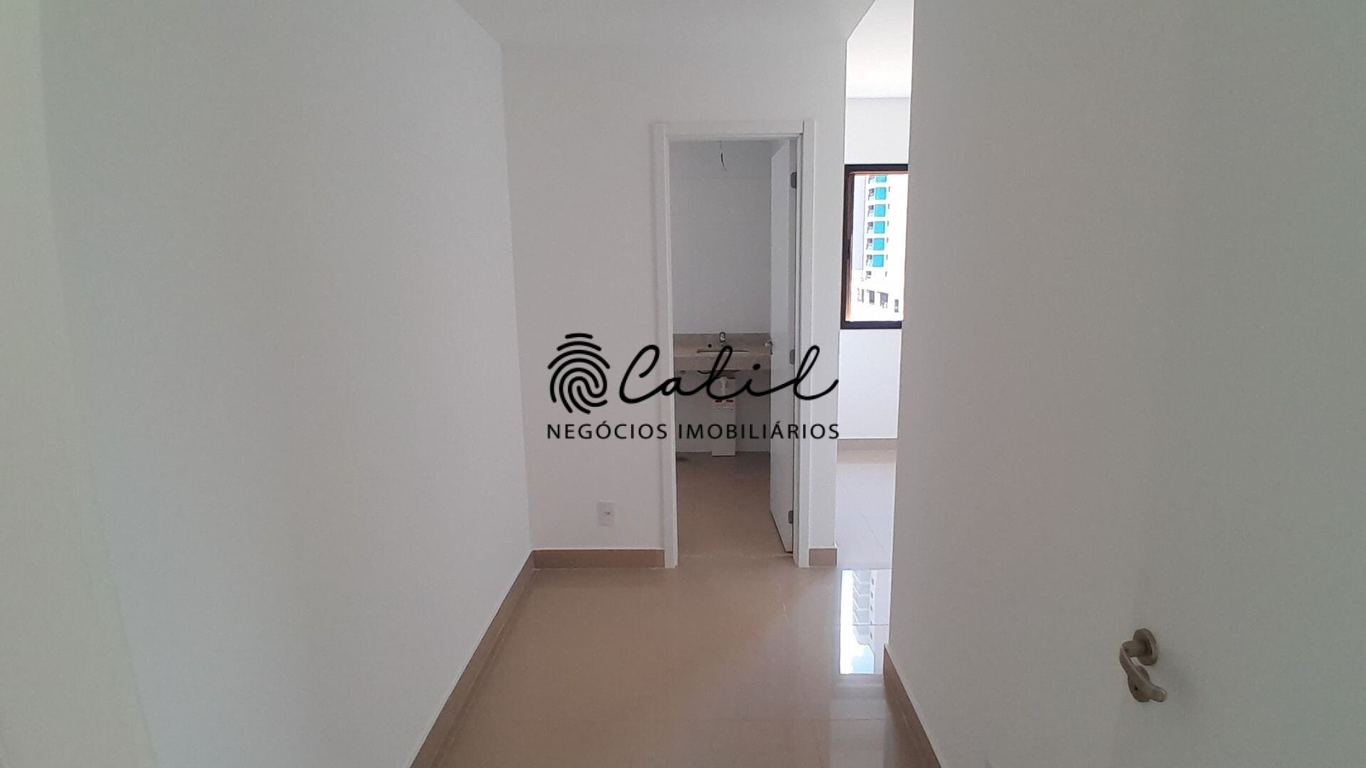 Apartamento à venda com 4 quartos, 135m² - Foto 26