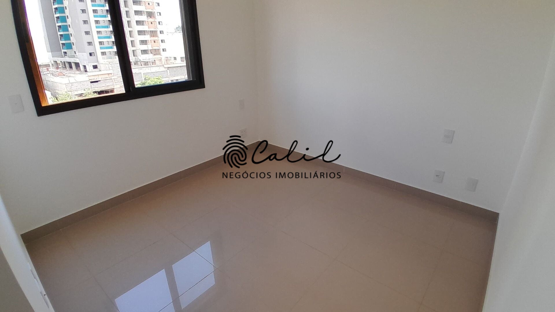 Apartamento à venda com 4 quartos, 135m² - Foto 27