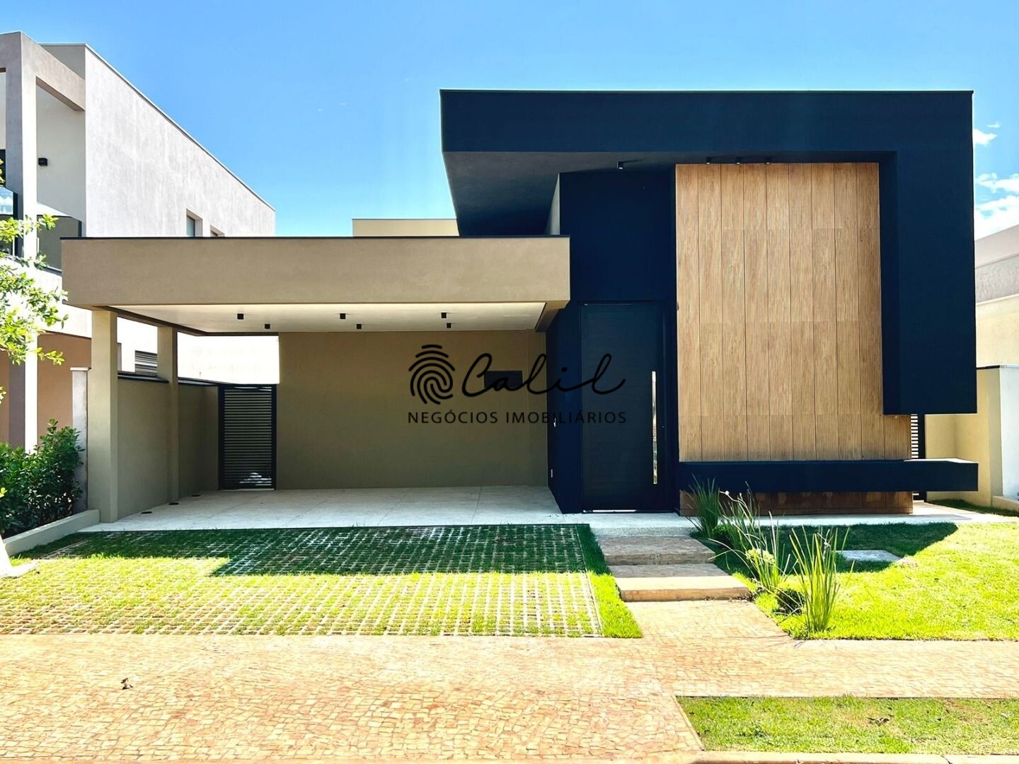 Casa de Condomínio à venda com 3 quartos, 181m² - Foto 1