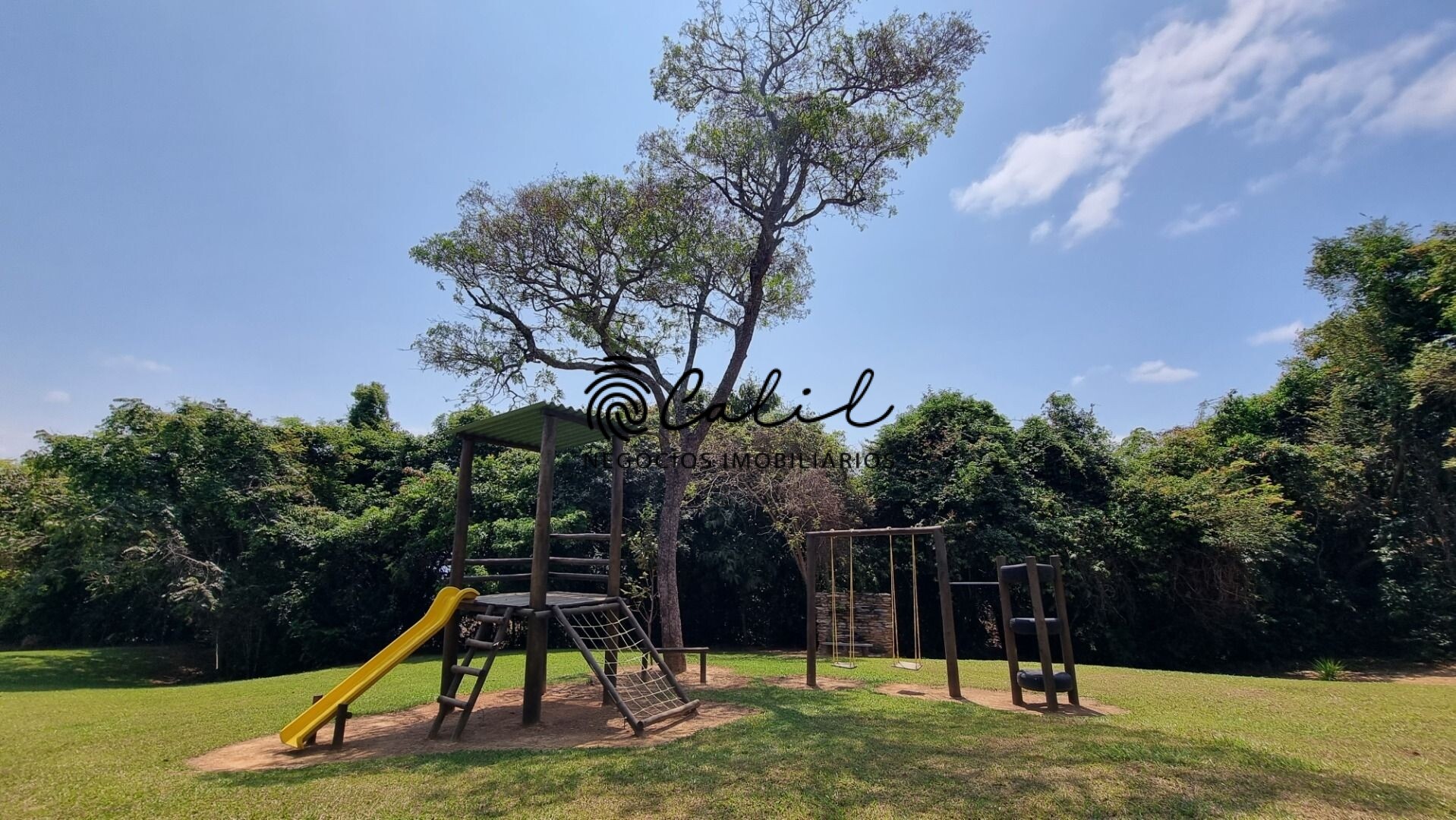 Fazenda à venda com 10 quartos, 1500m² - Foto 13