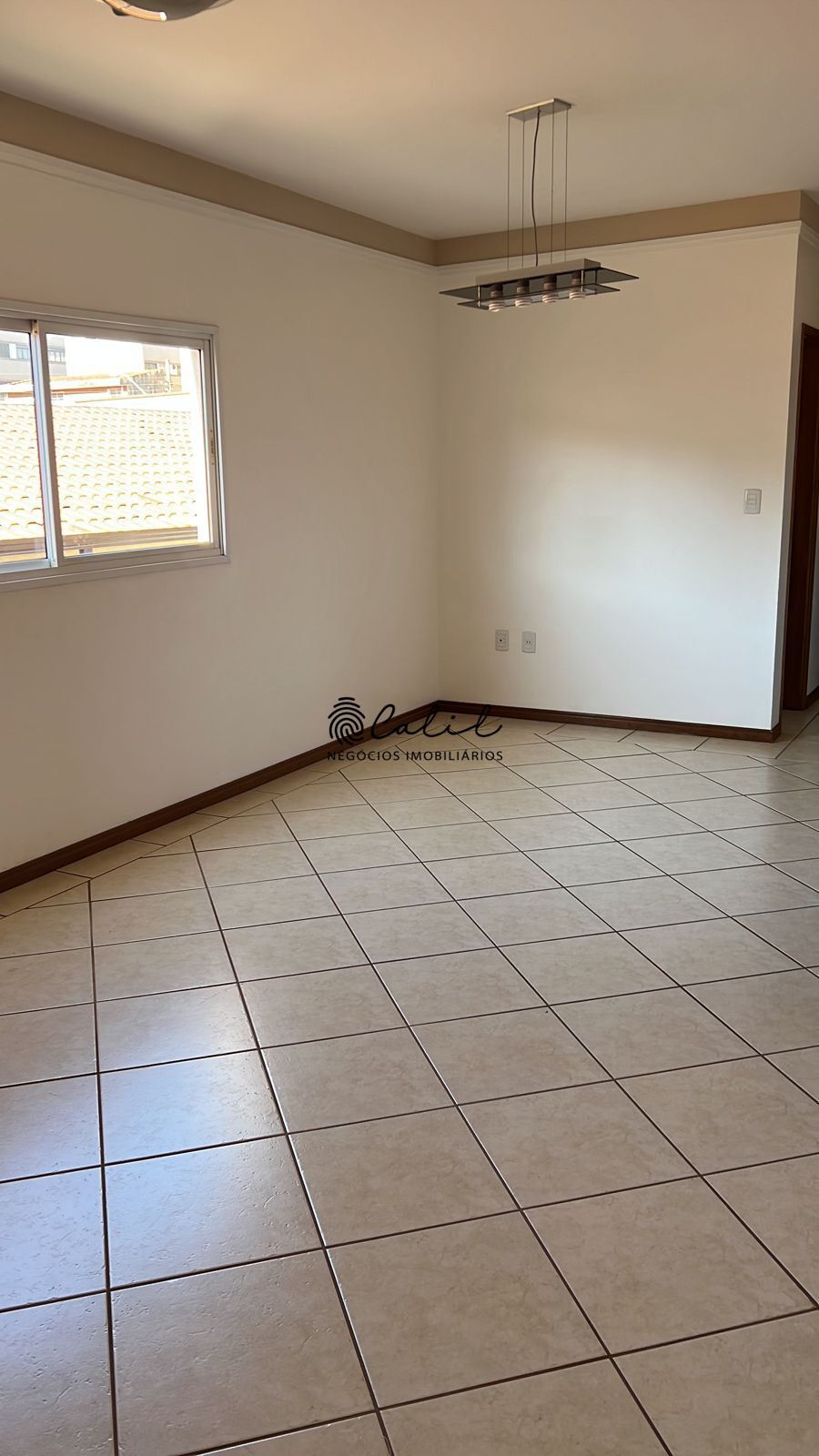 Apartamento à venda com 3 quartos, 97m² - Foto 2