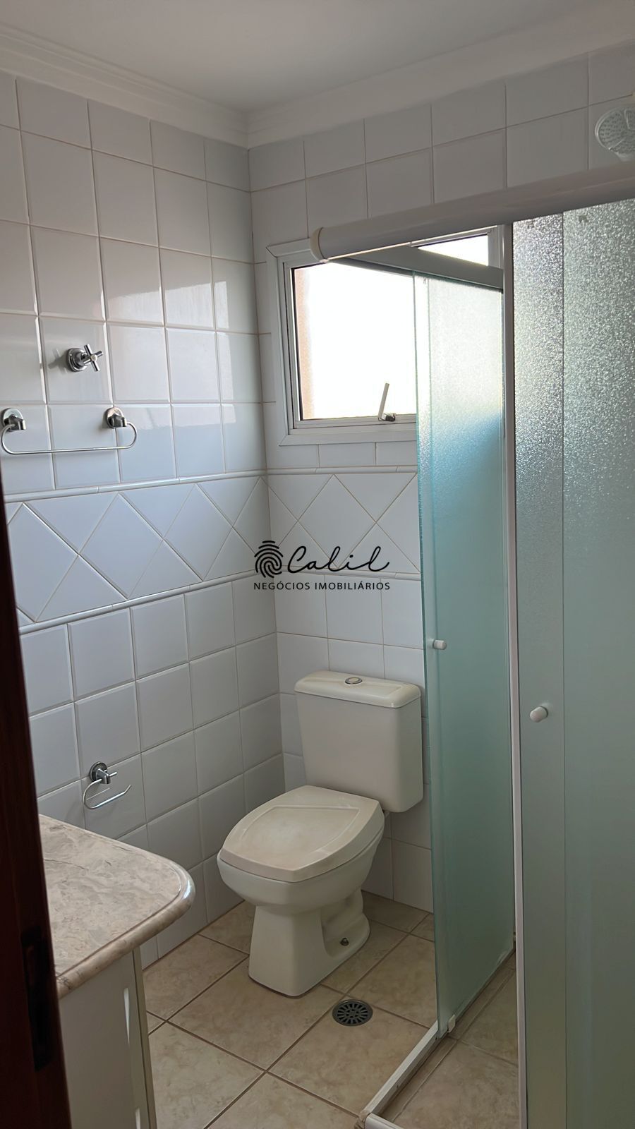 Apartamento à venda com 3 quartos, 97m² - Foto 4