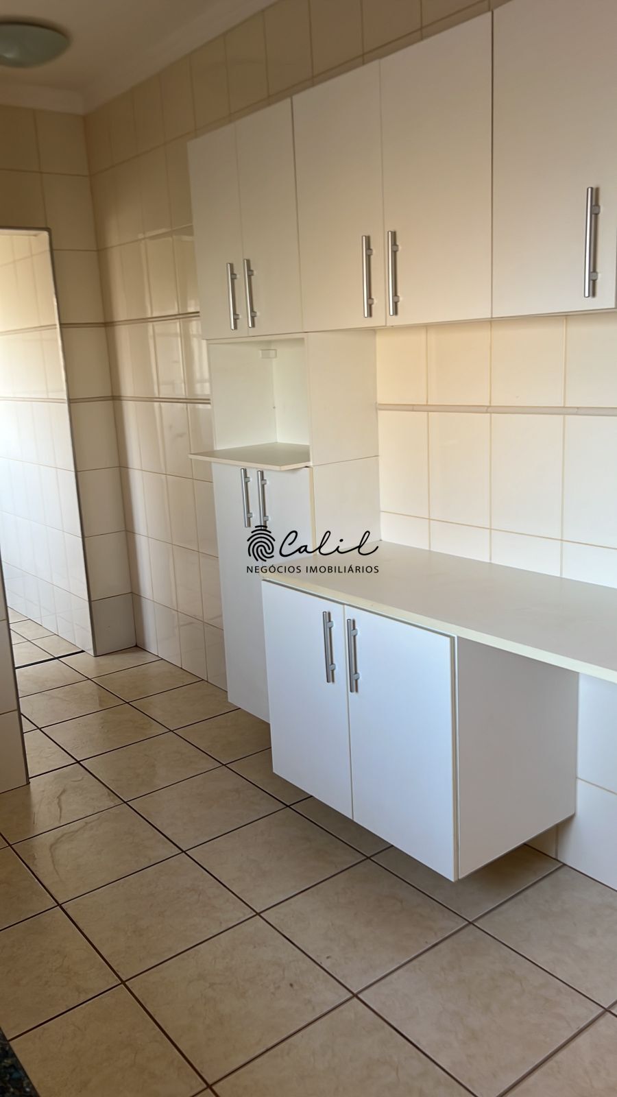 Apartamento à venda com 3 quartos, 97m² - Foto 7