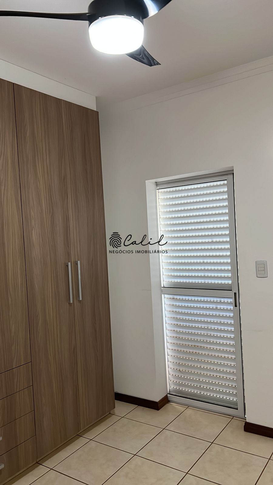 Apartamento à venda com 3 quartos, 97m² - Foto 12