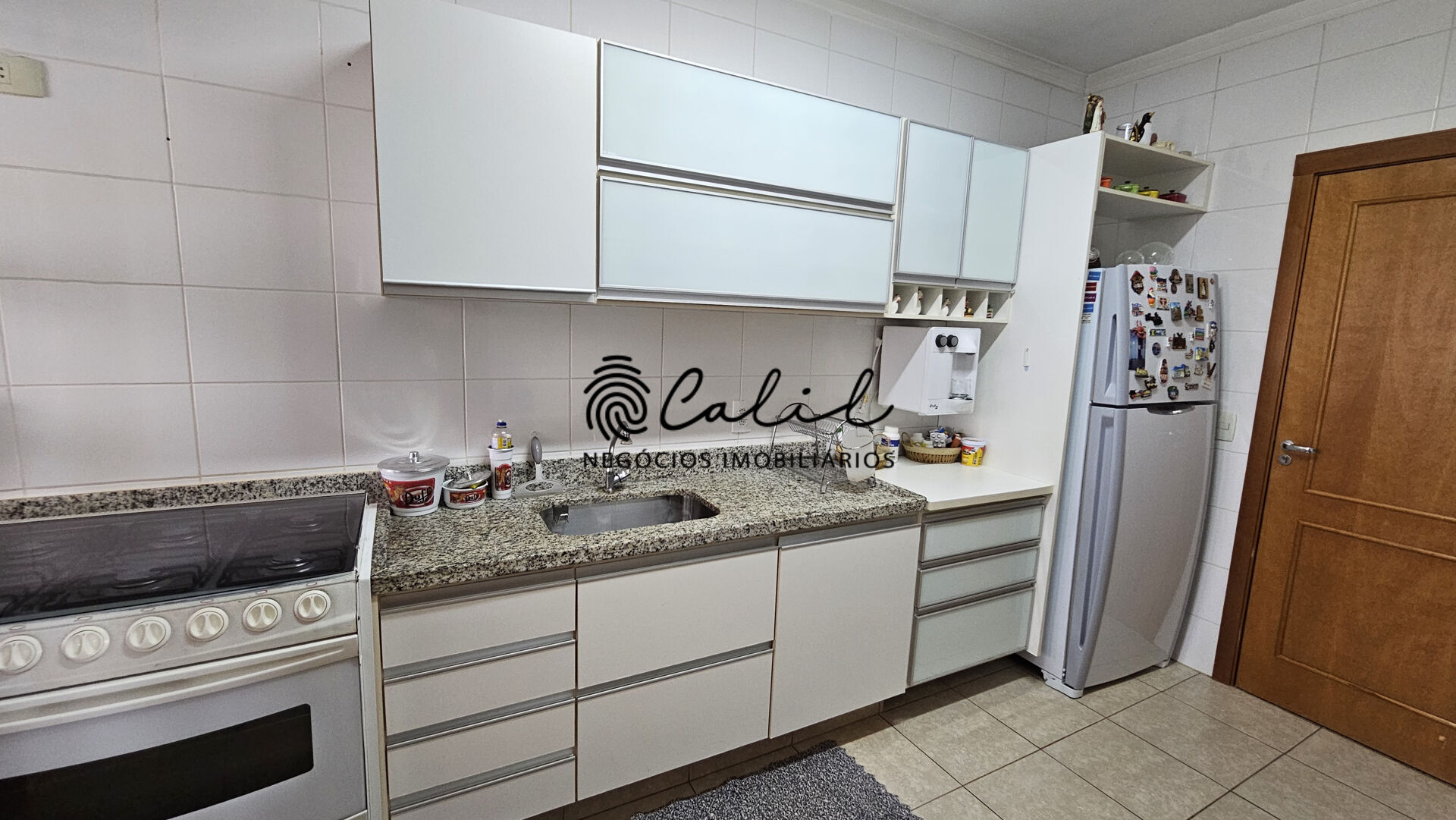 Apartamento à venda com 2 quartos, 103m² - Foto 11