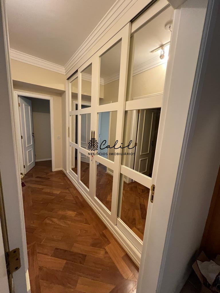 Apartamento à venda com 3 quartos, 203m² - Foto 10