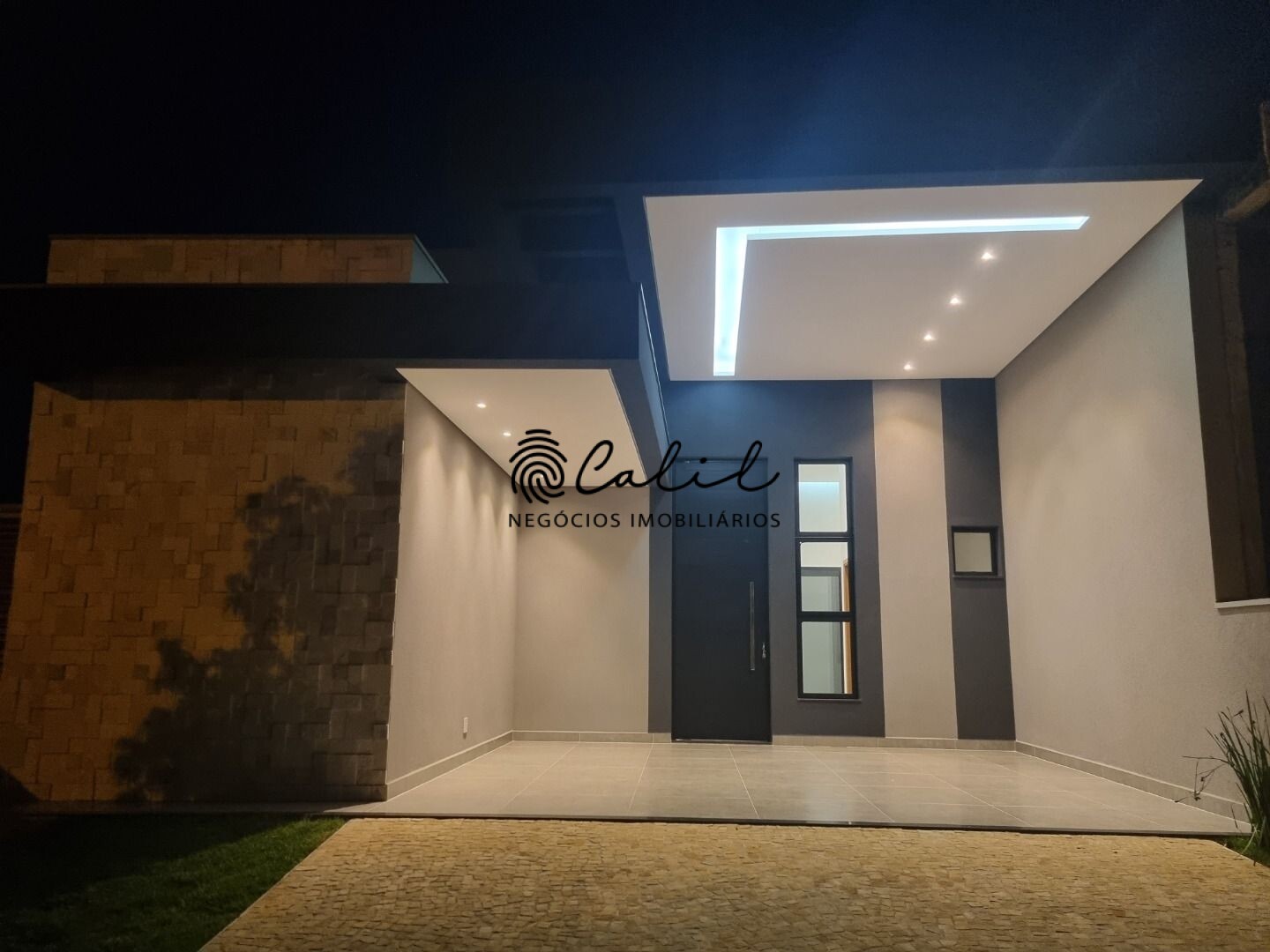 Casa de Condomínio à venda com 3 quartos, 148m² - Foto 2