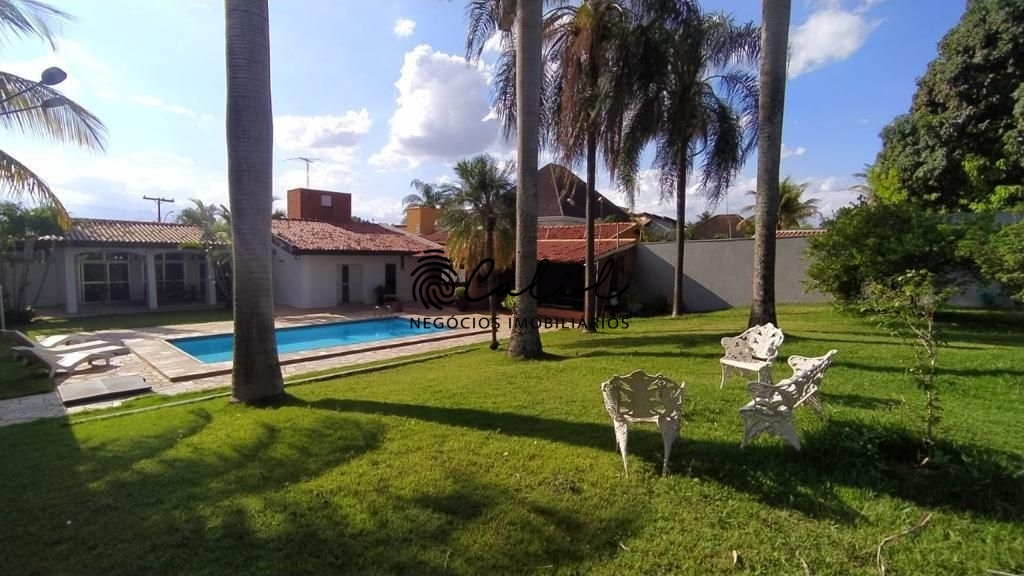 Casa, 3 quartos, 334 m² - Foto 1