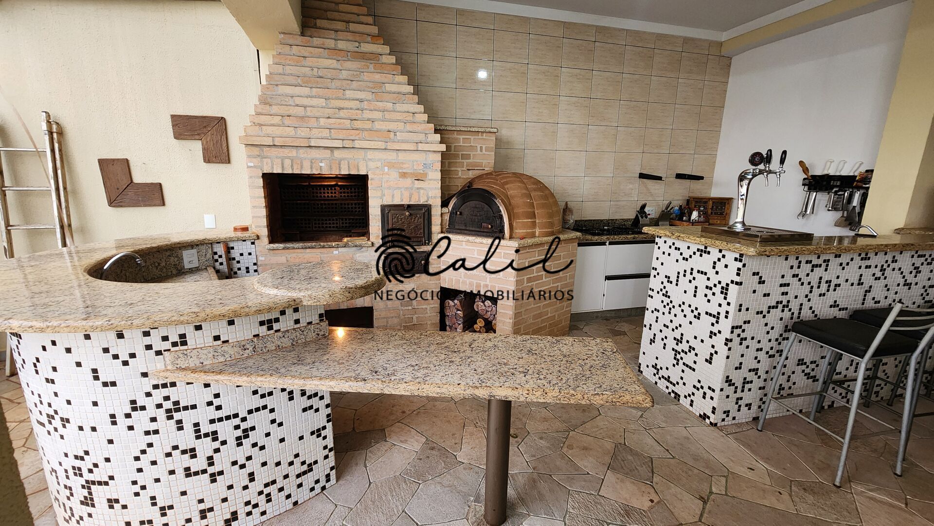 Casa, 4 quartos, 398 m² - Foto 43