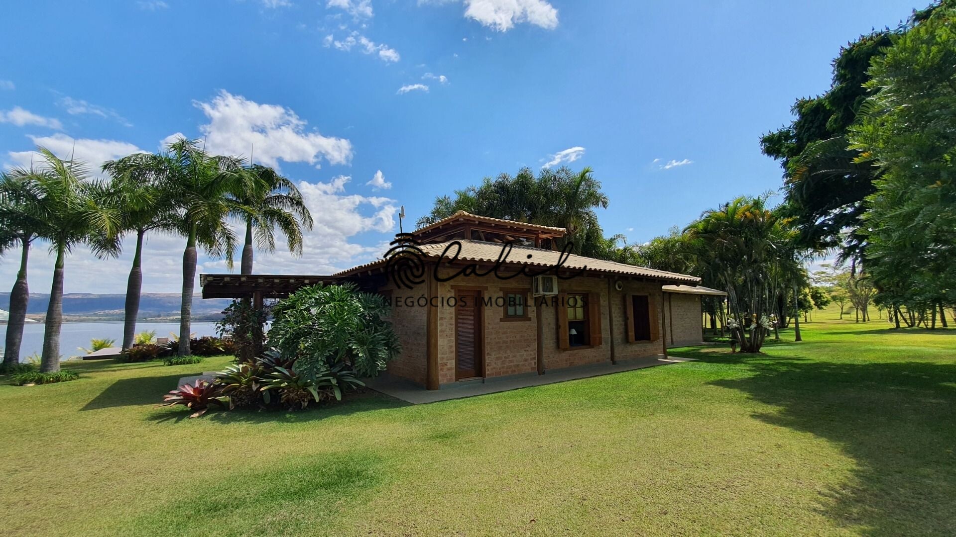 Fazenda à venda com 5 quartos, 1500m² - Foto 72