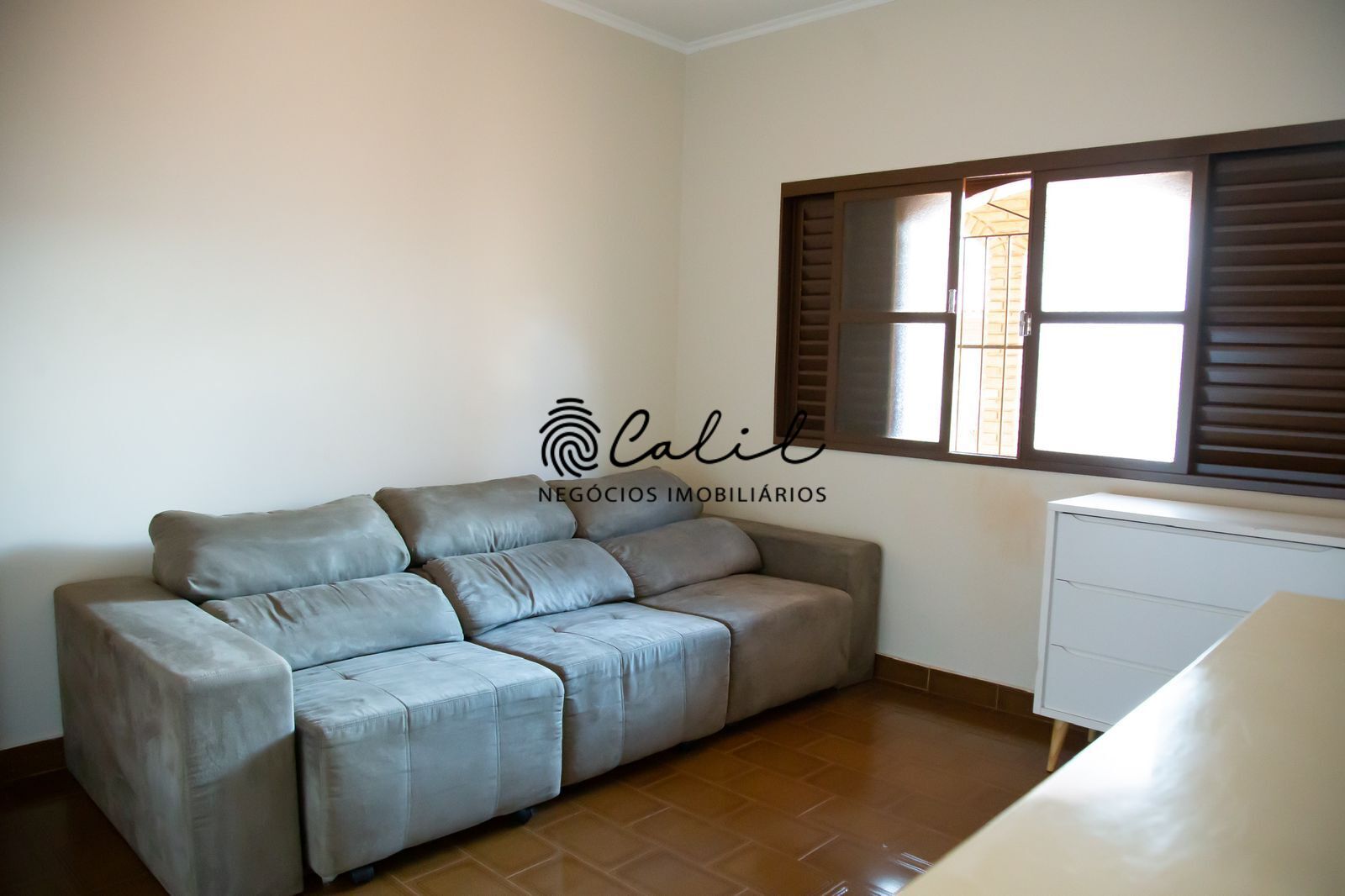 Casa à venda com 3 quartos, 214m² - Foto 11