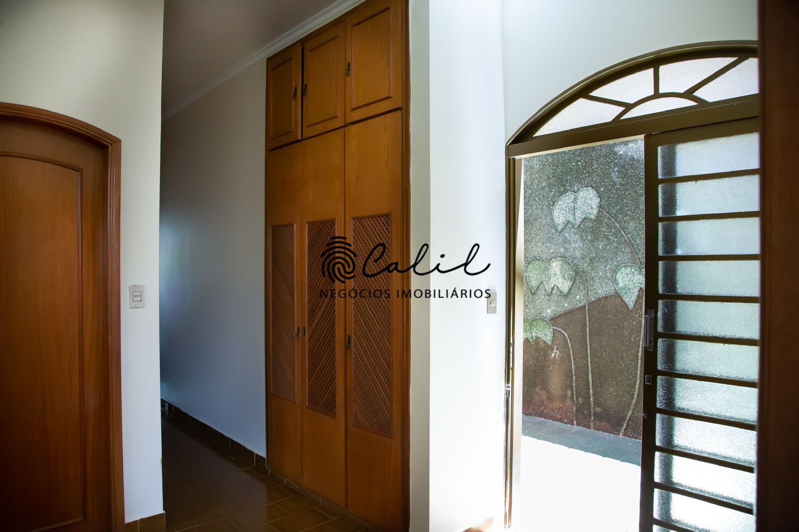 Casa à venda com 3 quartos, 214m² - Foto 18