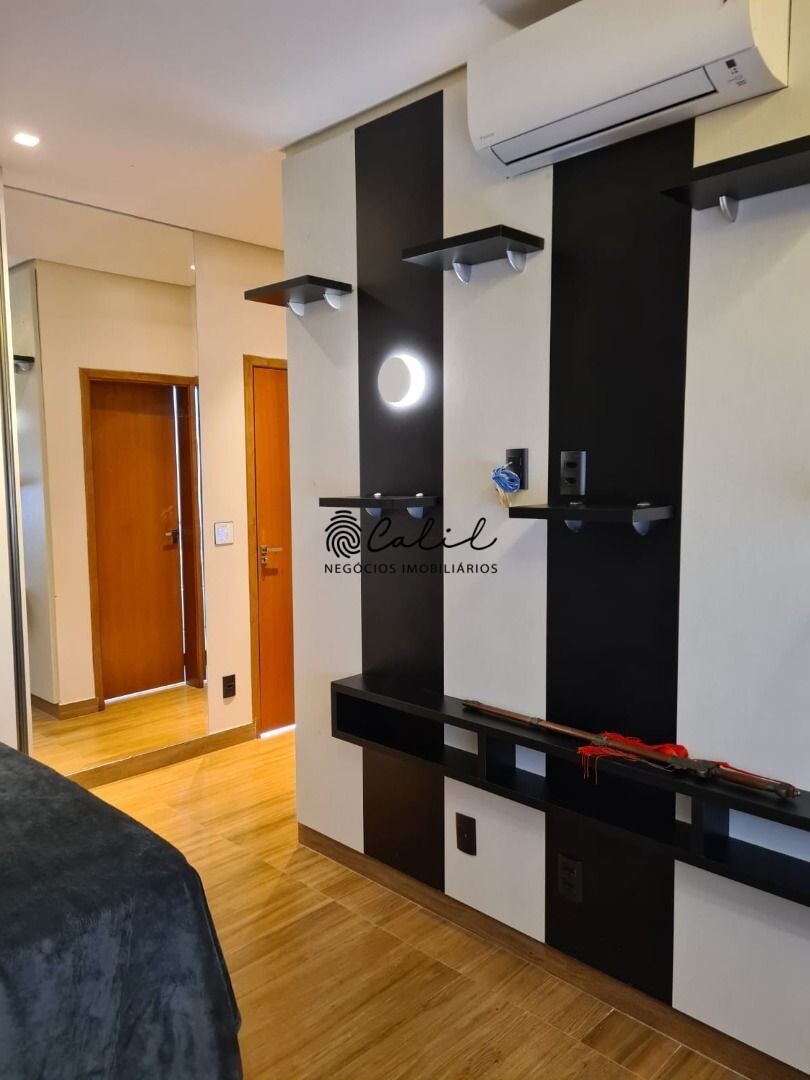 Casa de Condomínio à venda com 4 quartos, 390m² - Foto 51