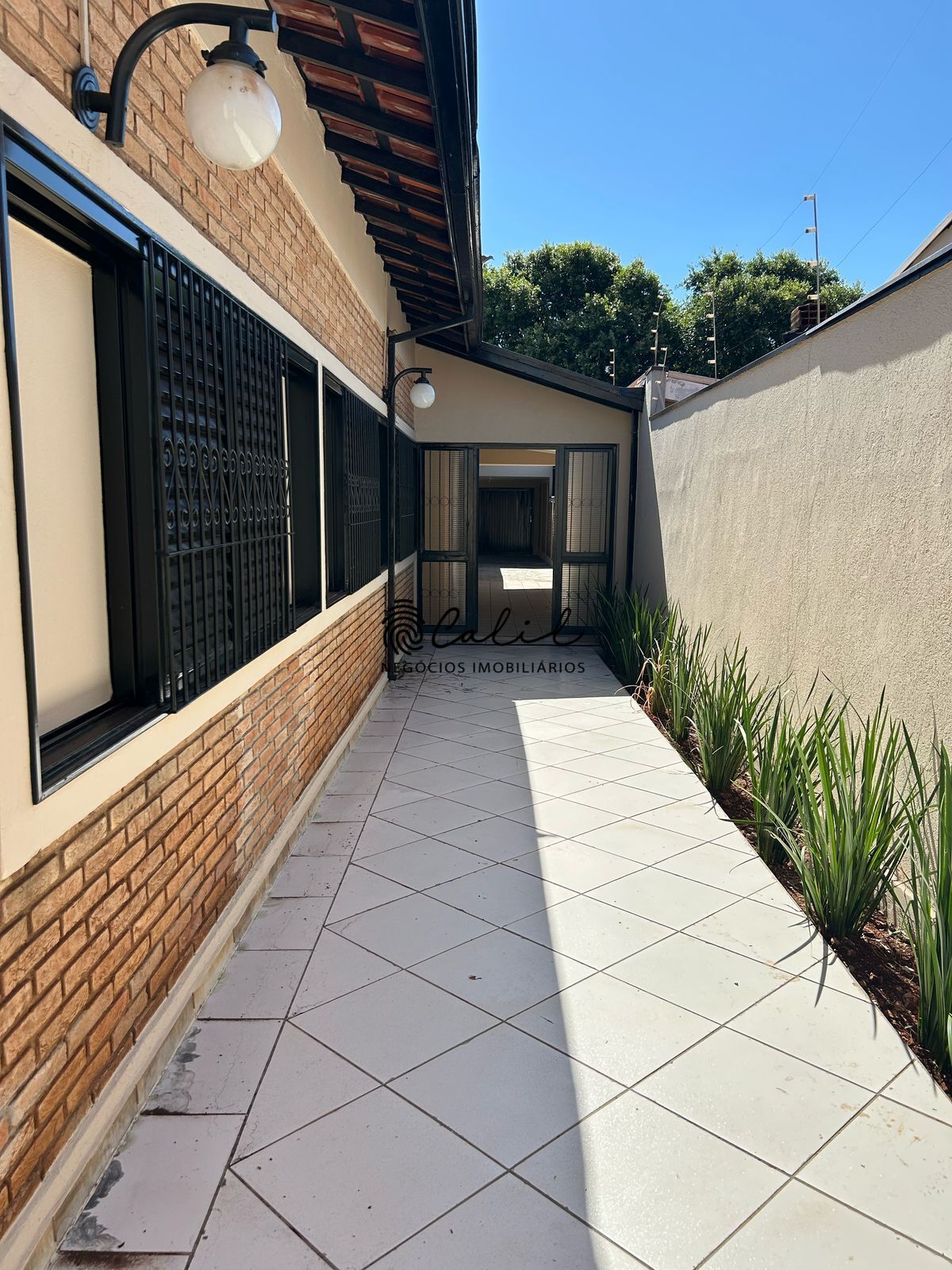 Casa à venda com 4 quartos, 275m² - Foto 5