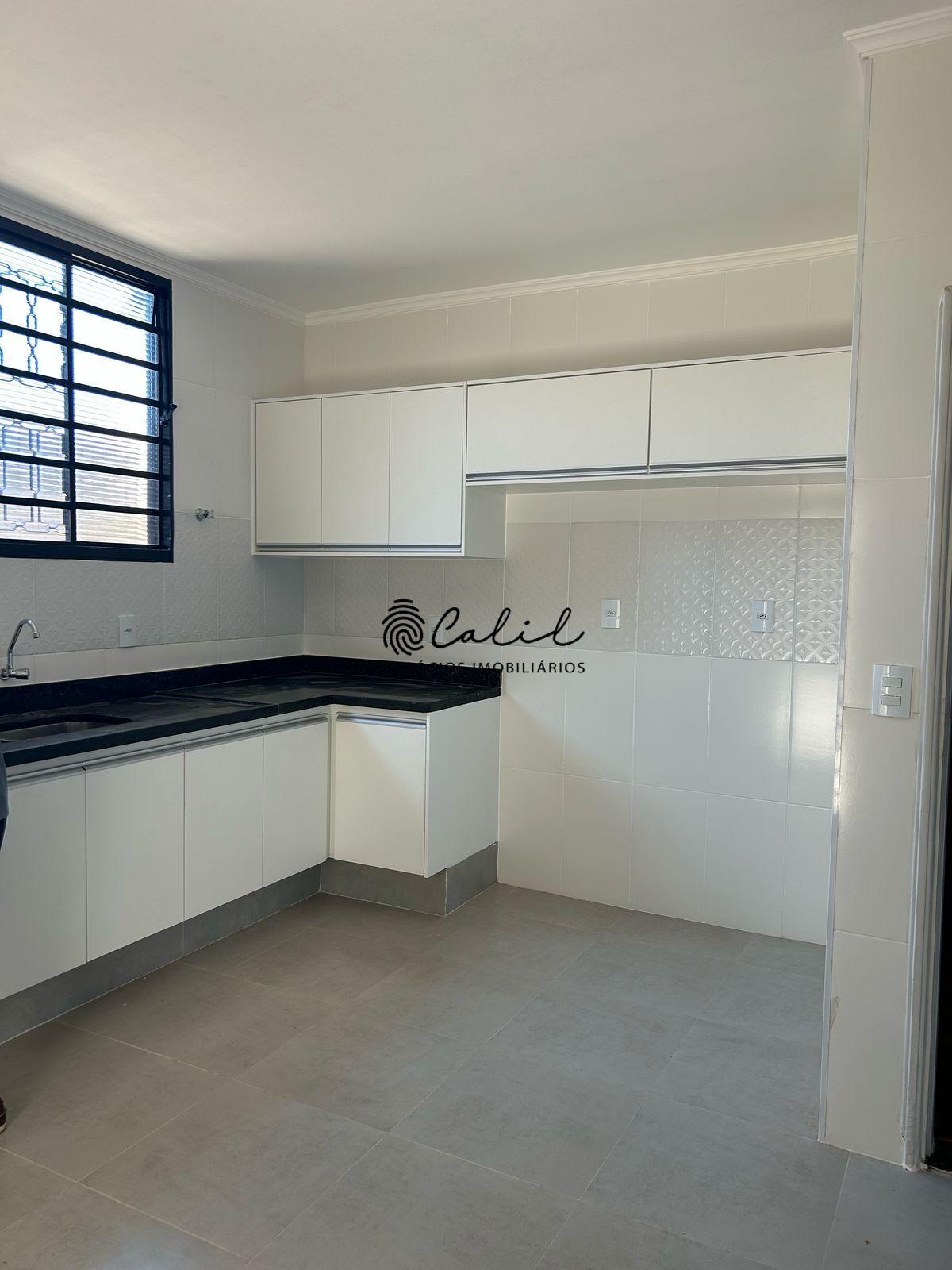 Casa à venda com 4 quartos, 275m² - Foto 27